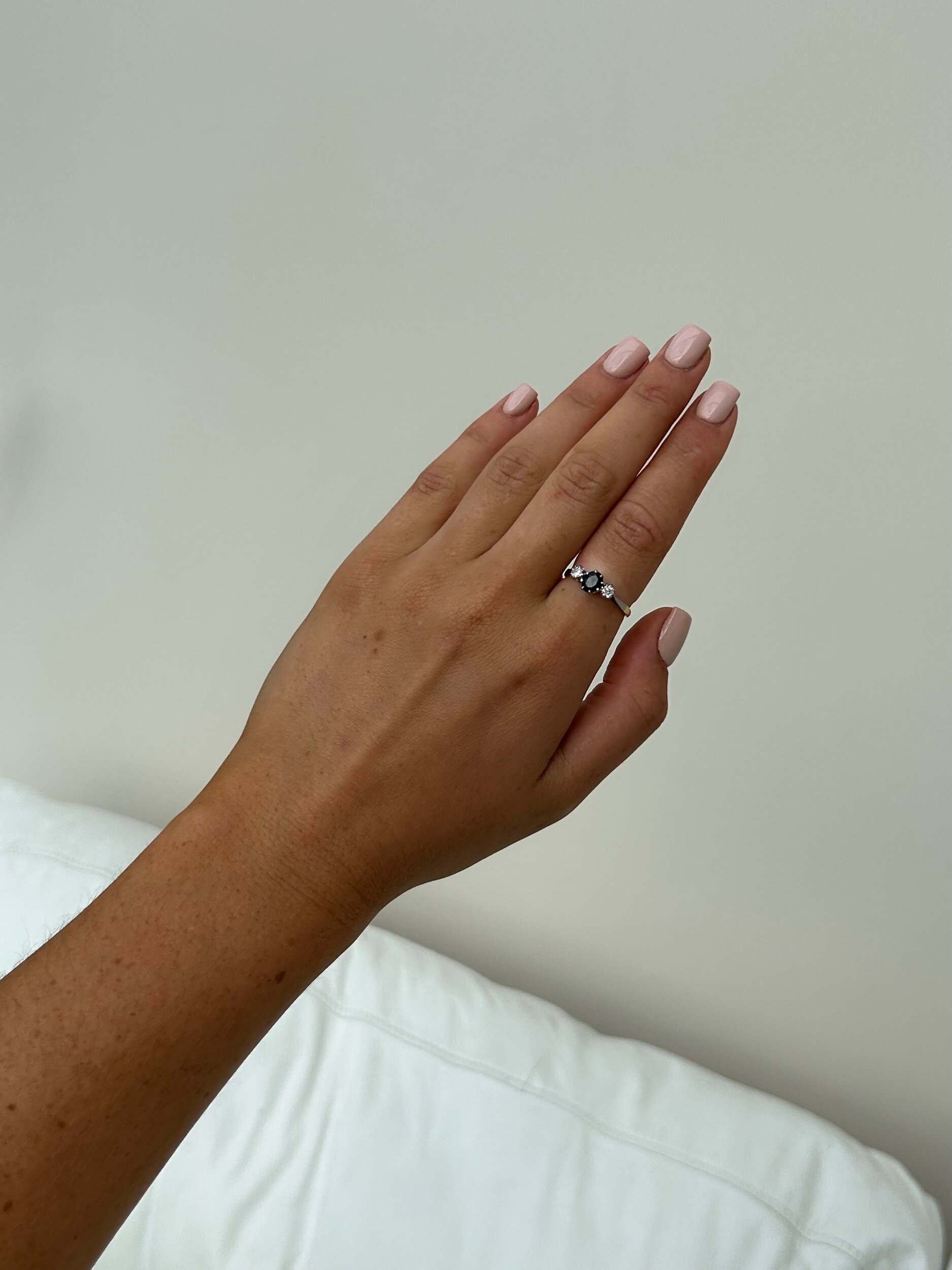 E071AB25-81D6-4788-ABD5-3F5AFDF8E5ED