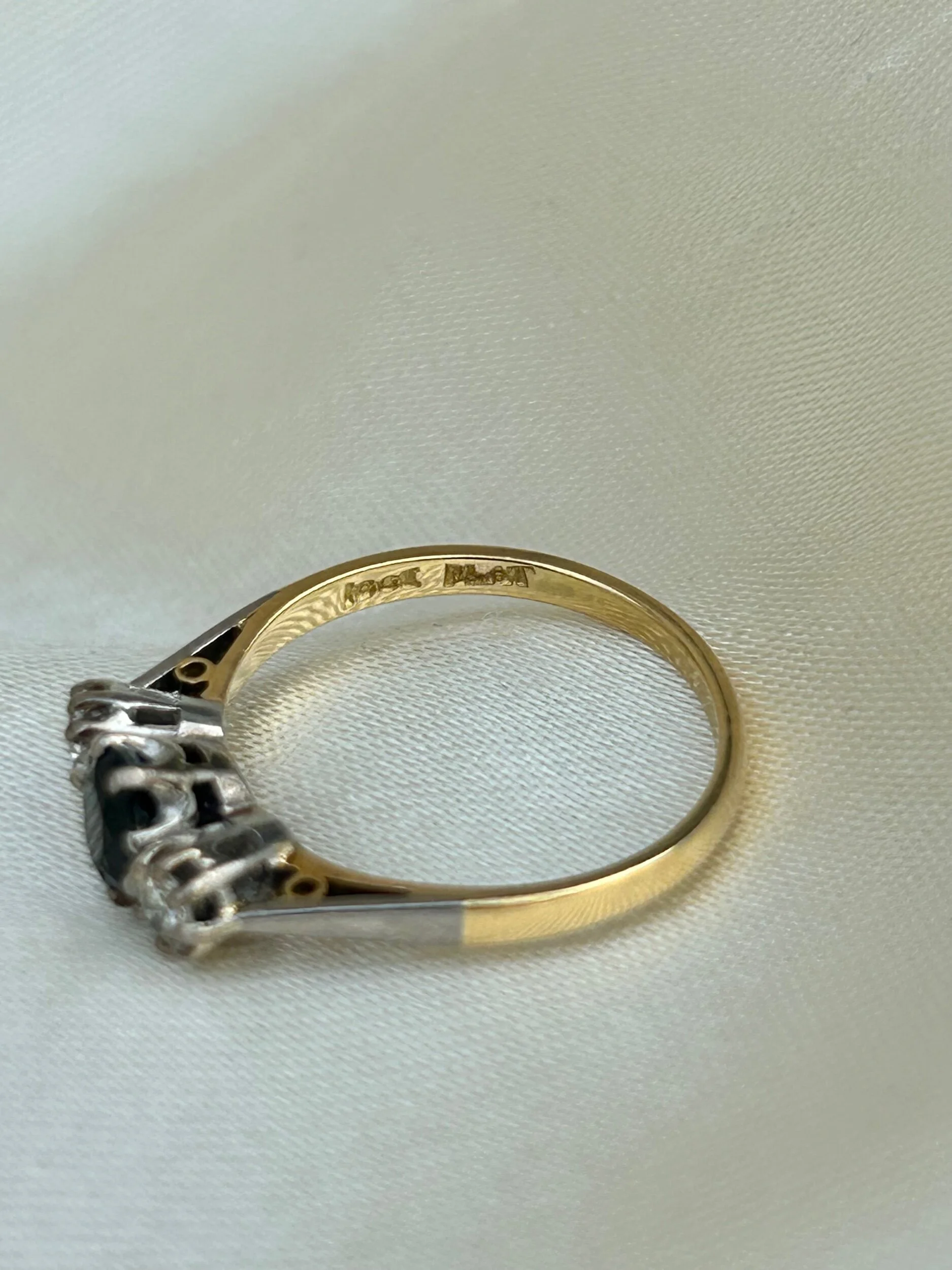 EE56CC01-87EF-42FF-9072-567453D2AA13