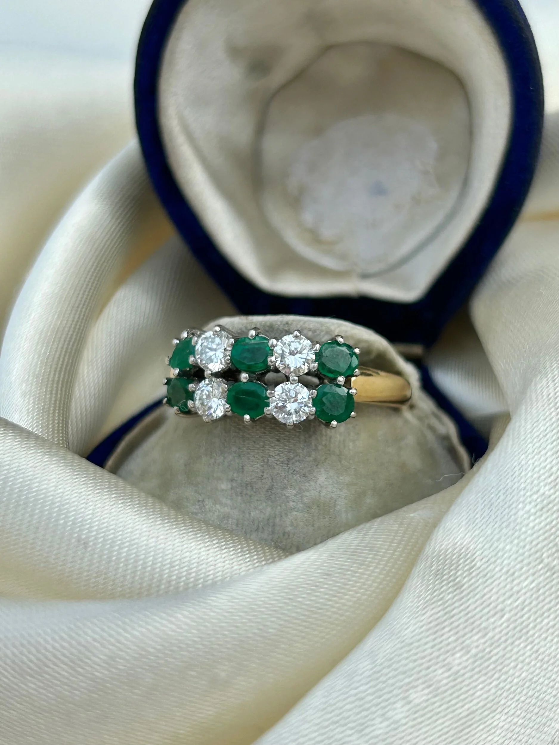 7D64648D-6054-4223-B642-4301BFD8CEC8