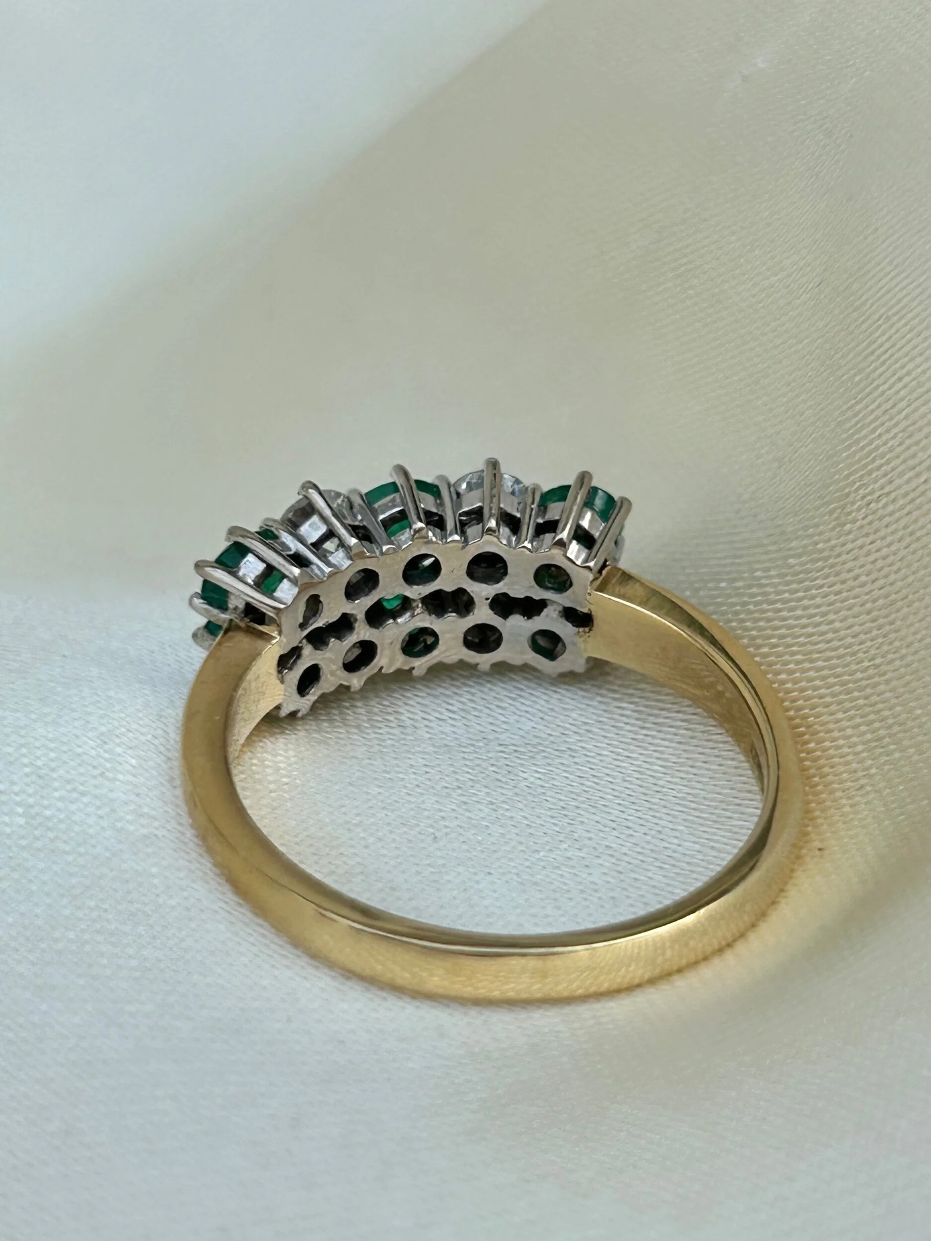 75B57652-A53A-407C-83F5-2209E13F8AE7