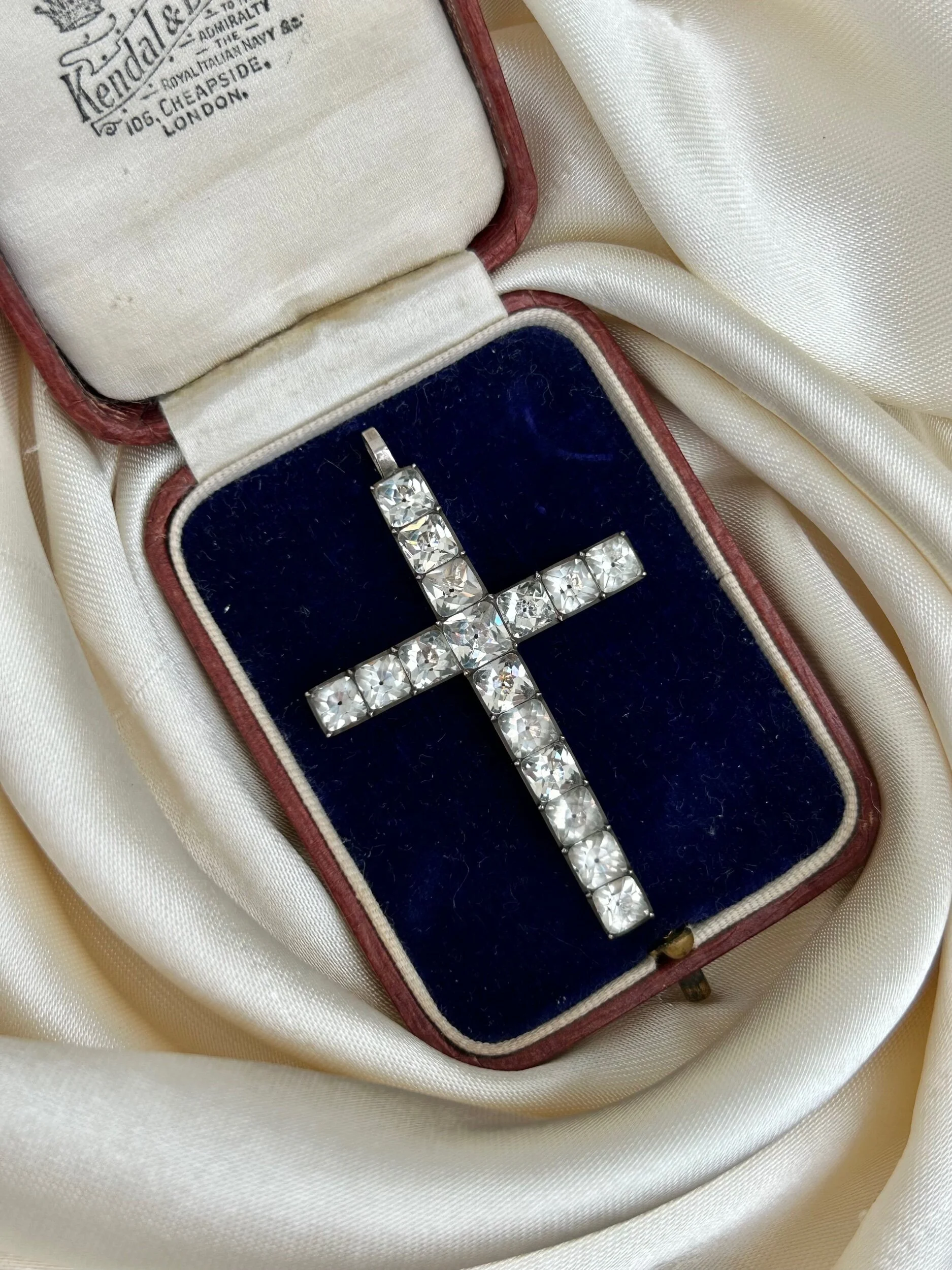 FA2D75FC-DC96-4B8F-A7A3-70940F75091E