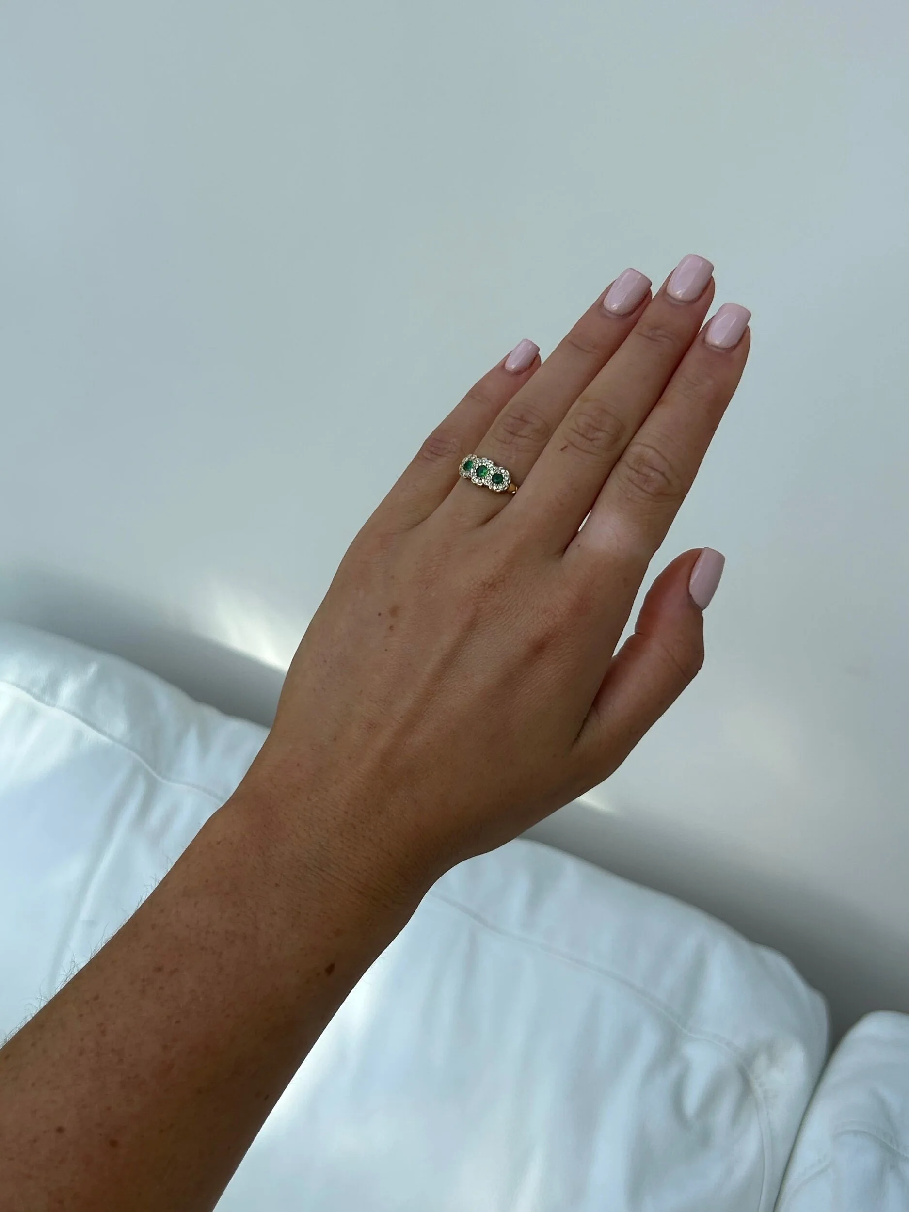 845DEB89-20B2-40D7-A4E2-3A82CBAA95F2