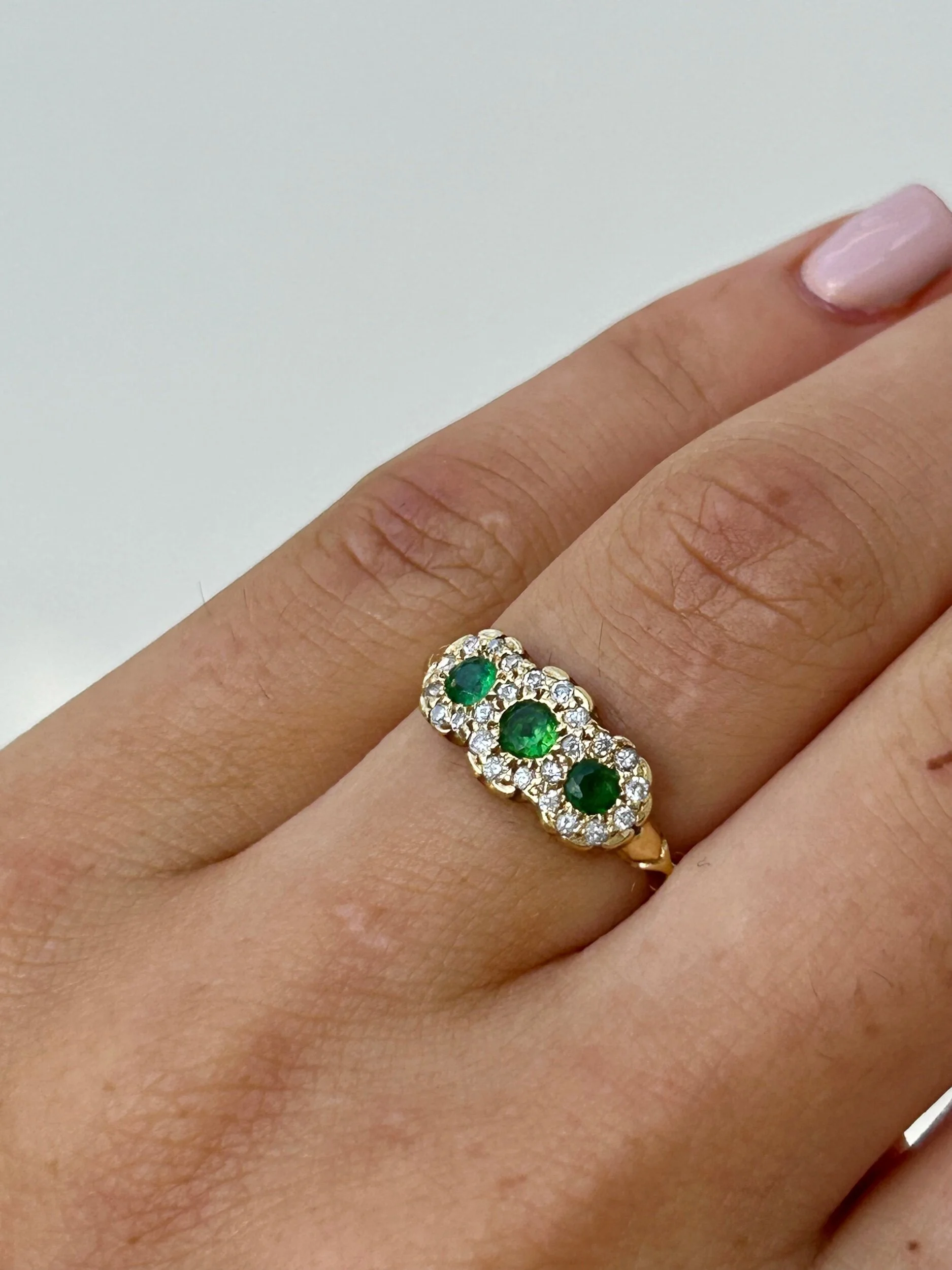 BDCF65DA-AB1D-41B7-81D4-352A02FA5054