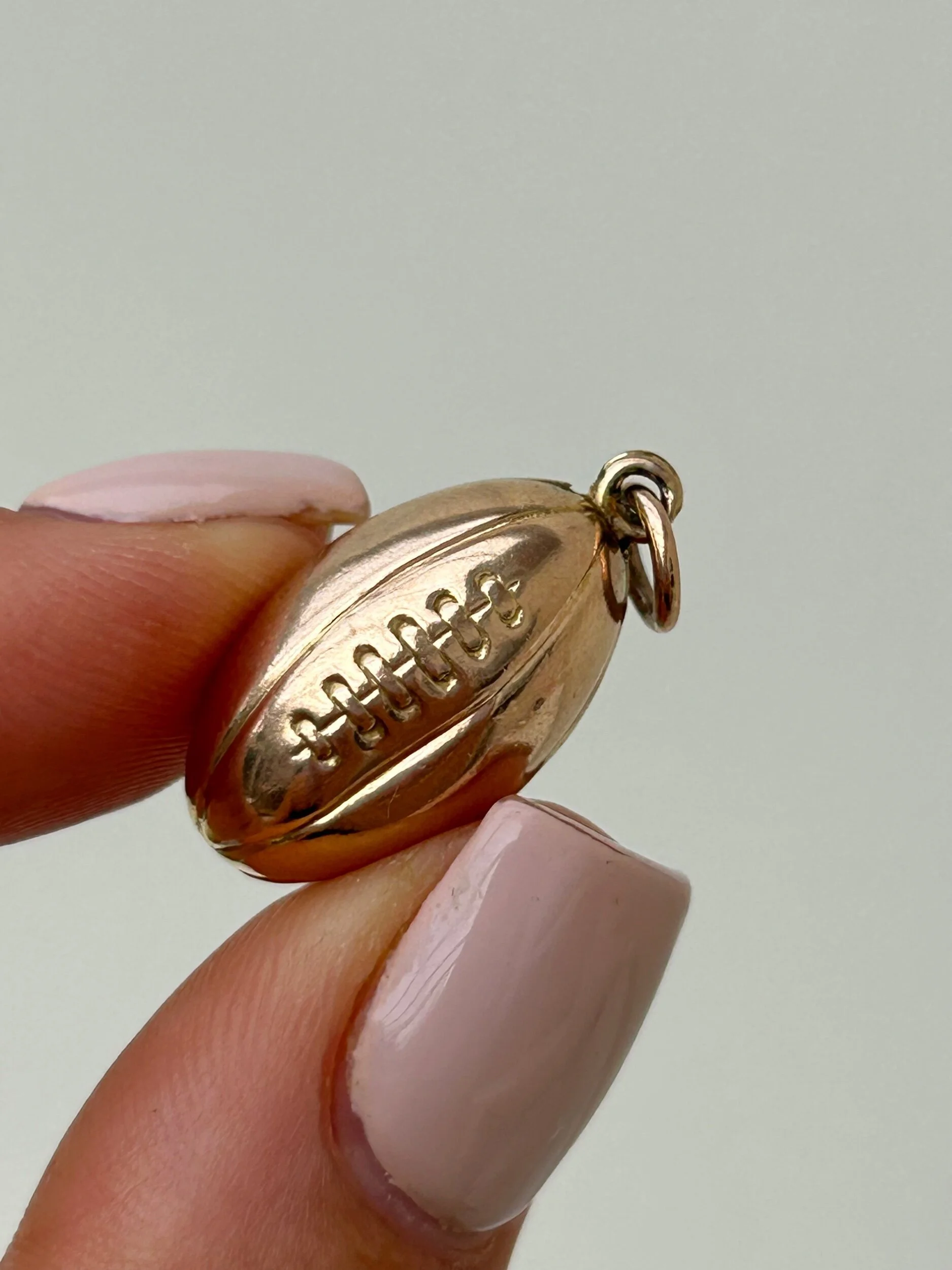 D41C2324-6A61-4870-971E-4817F70D8DBC