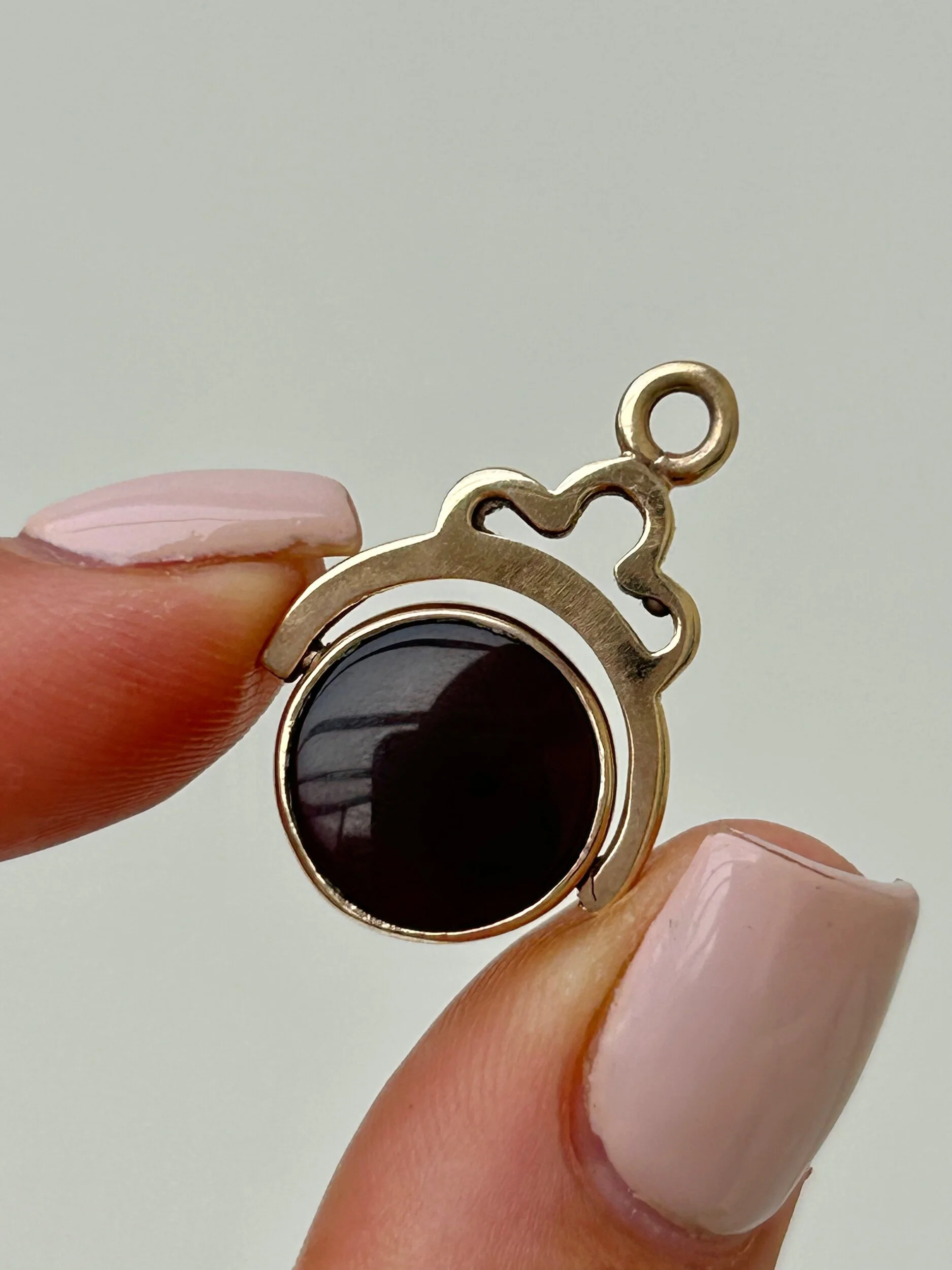 4CD26335-72F2-44CA-A017-4FB41329849D