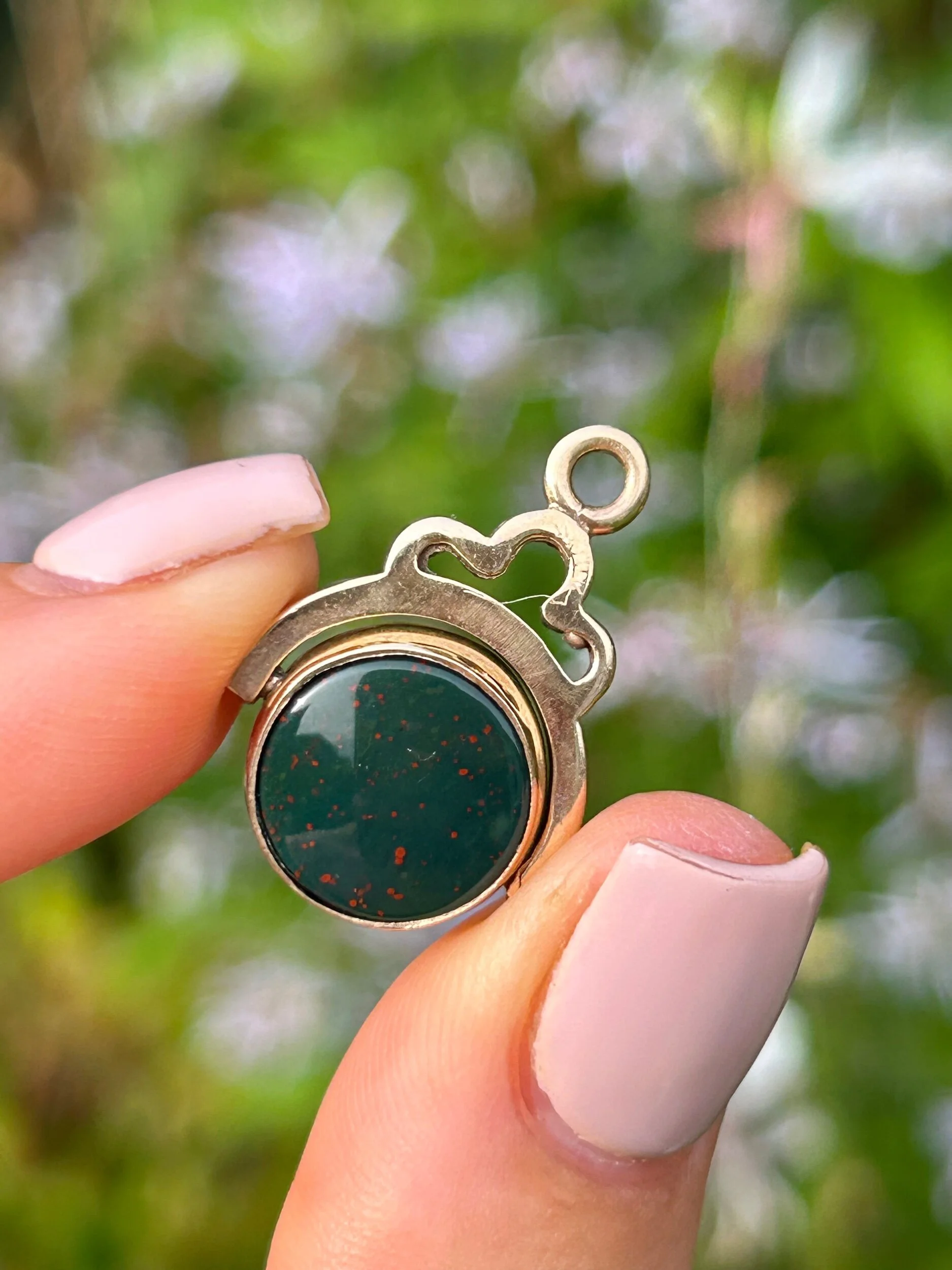 A2AD42B9-D237-43D5-BAFE-3108E9B04686