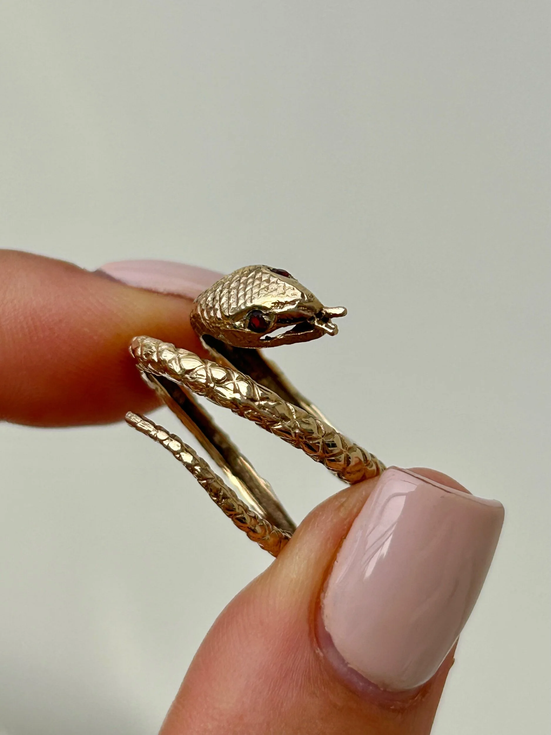 876F8F26-D27E-47BF-B683-8E42CACA7EE1