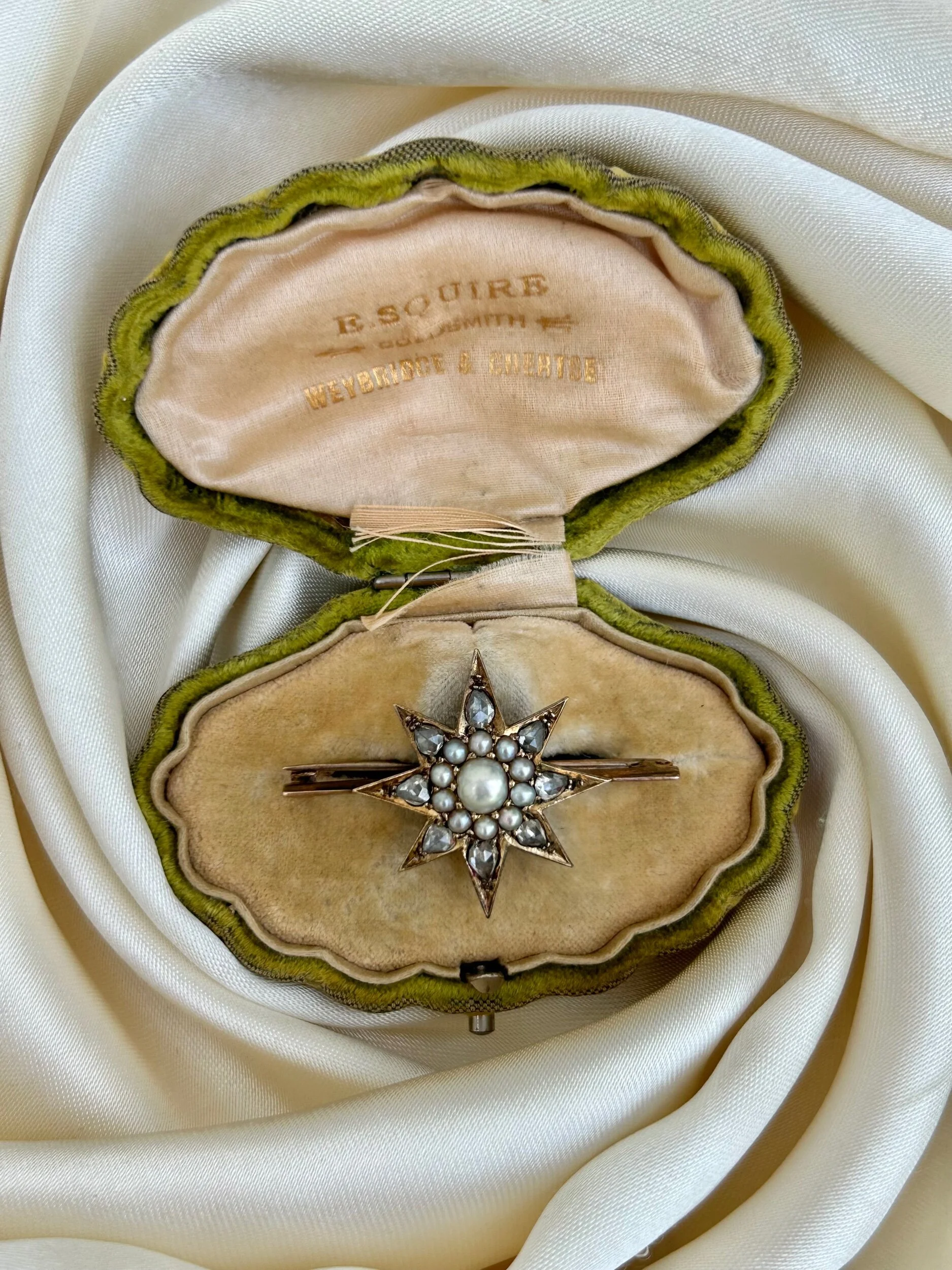 BB498972-080D-46E3-9D4C-0E0553B2B604