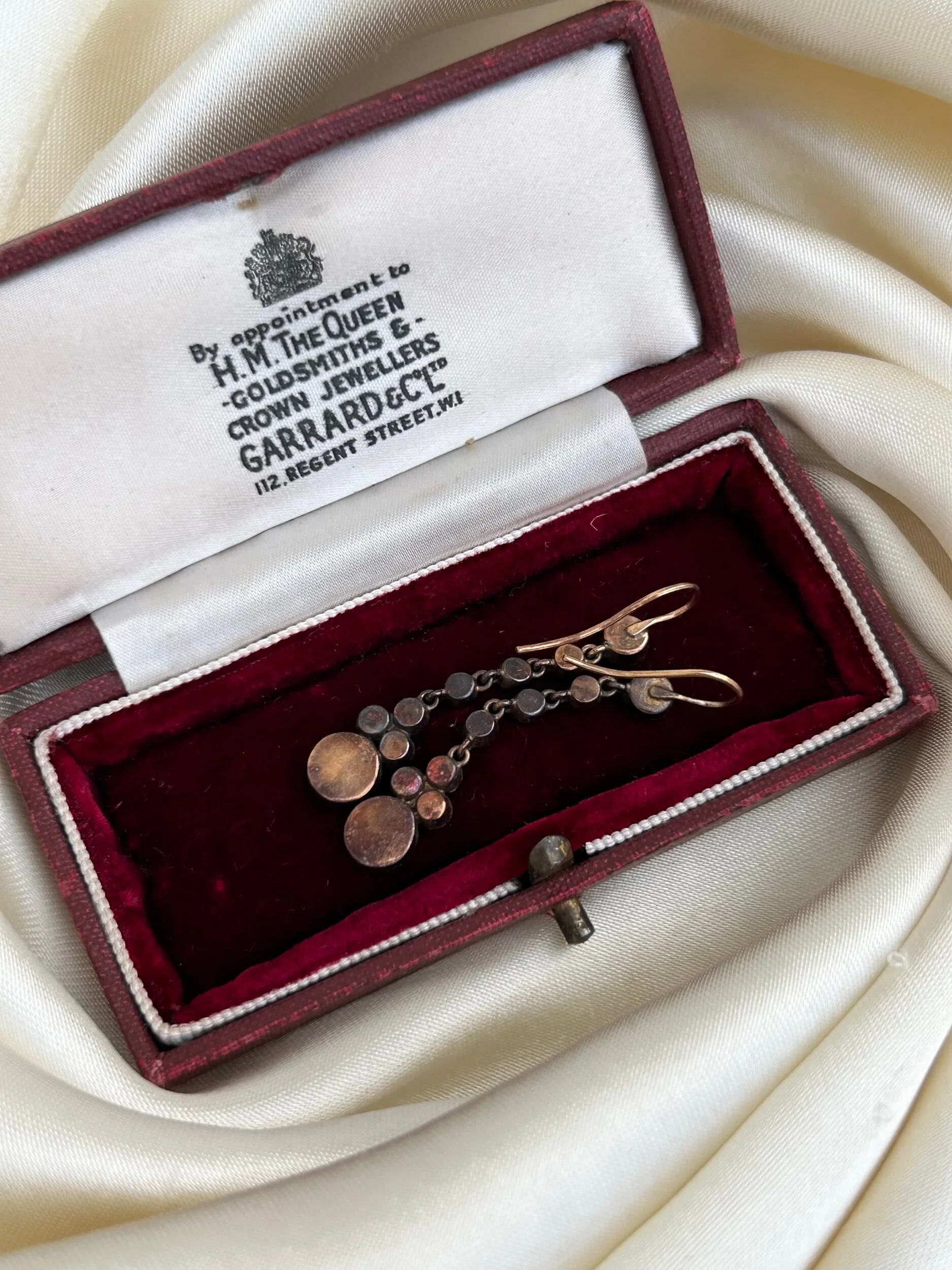 43B395E1-CC81-4C98-8966-8E45D1E7A3D0