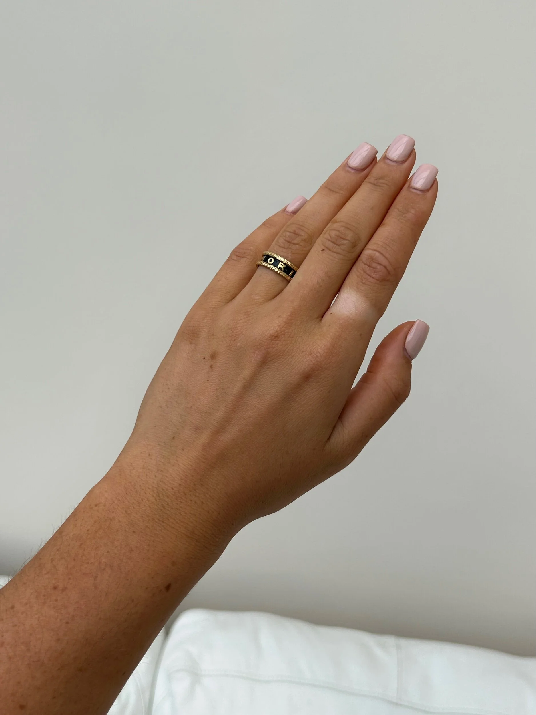 C147C0E9-0CEB-4E32-AA90-7498DADBDC31