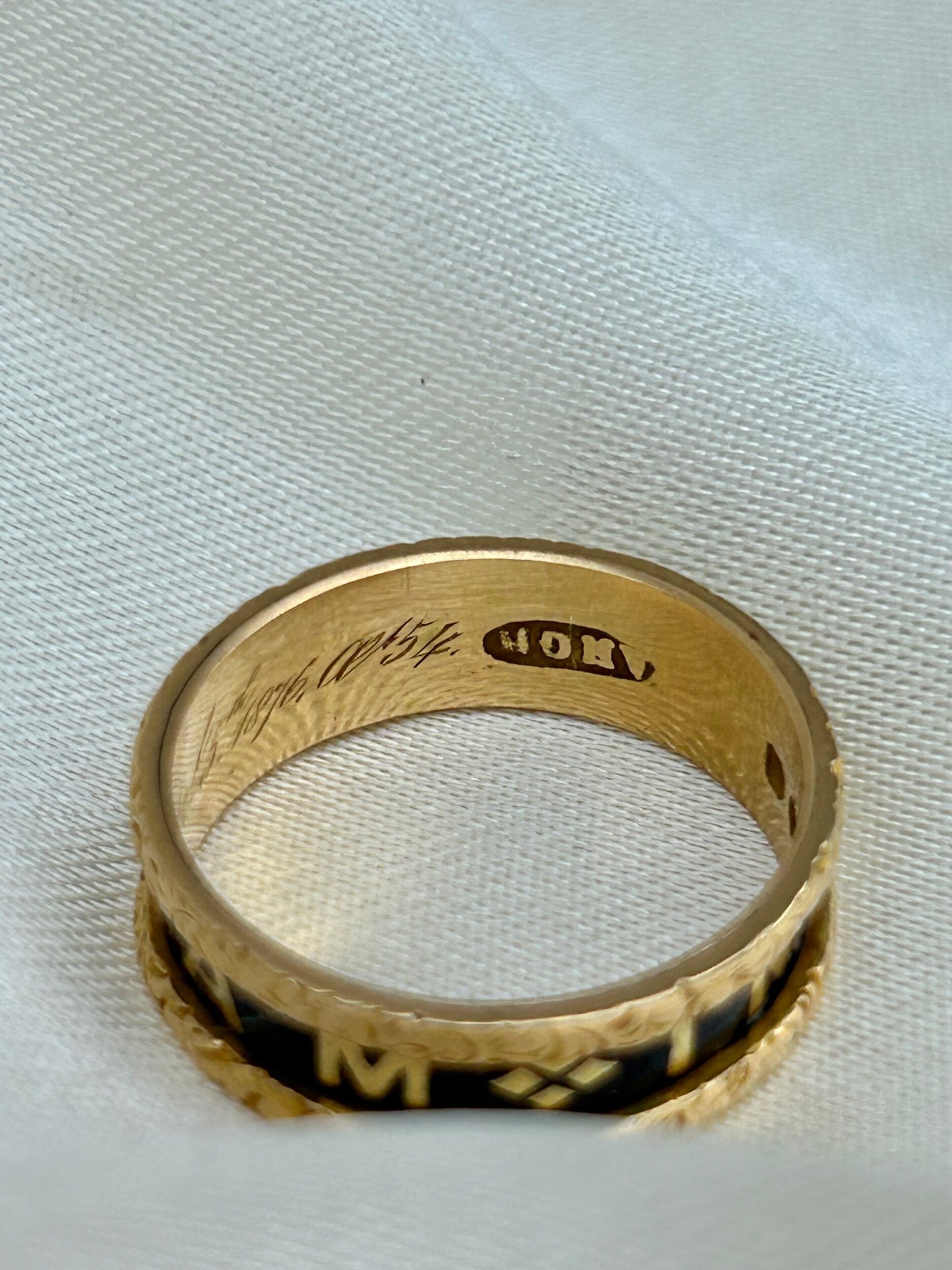 0D29346B-ED0E-41C4-B863-41FB980B8CED