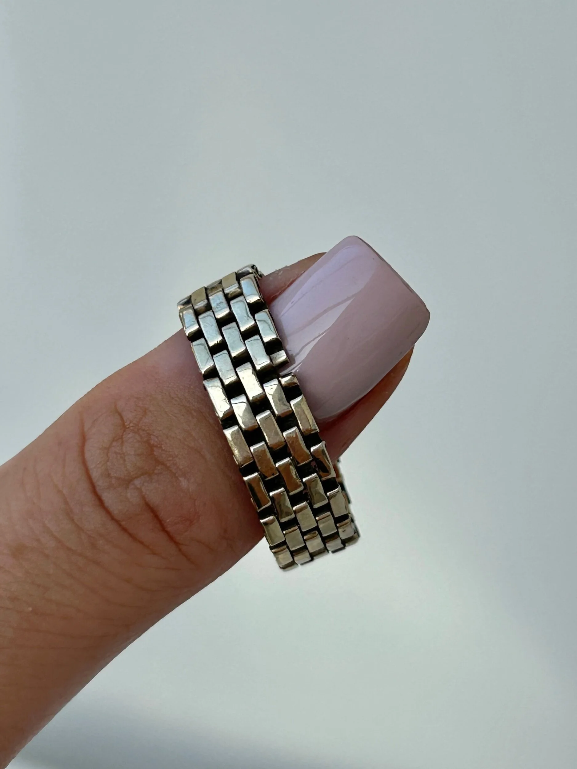 F9C0445F-8CD7-492C-96E8-BF3D47E9C3D9