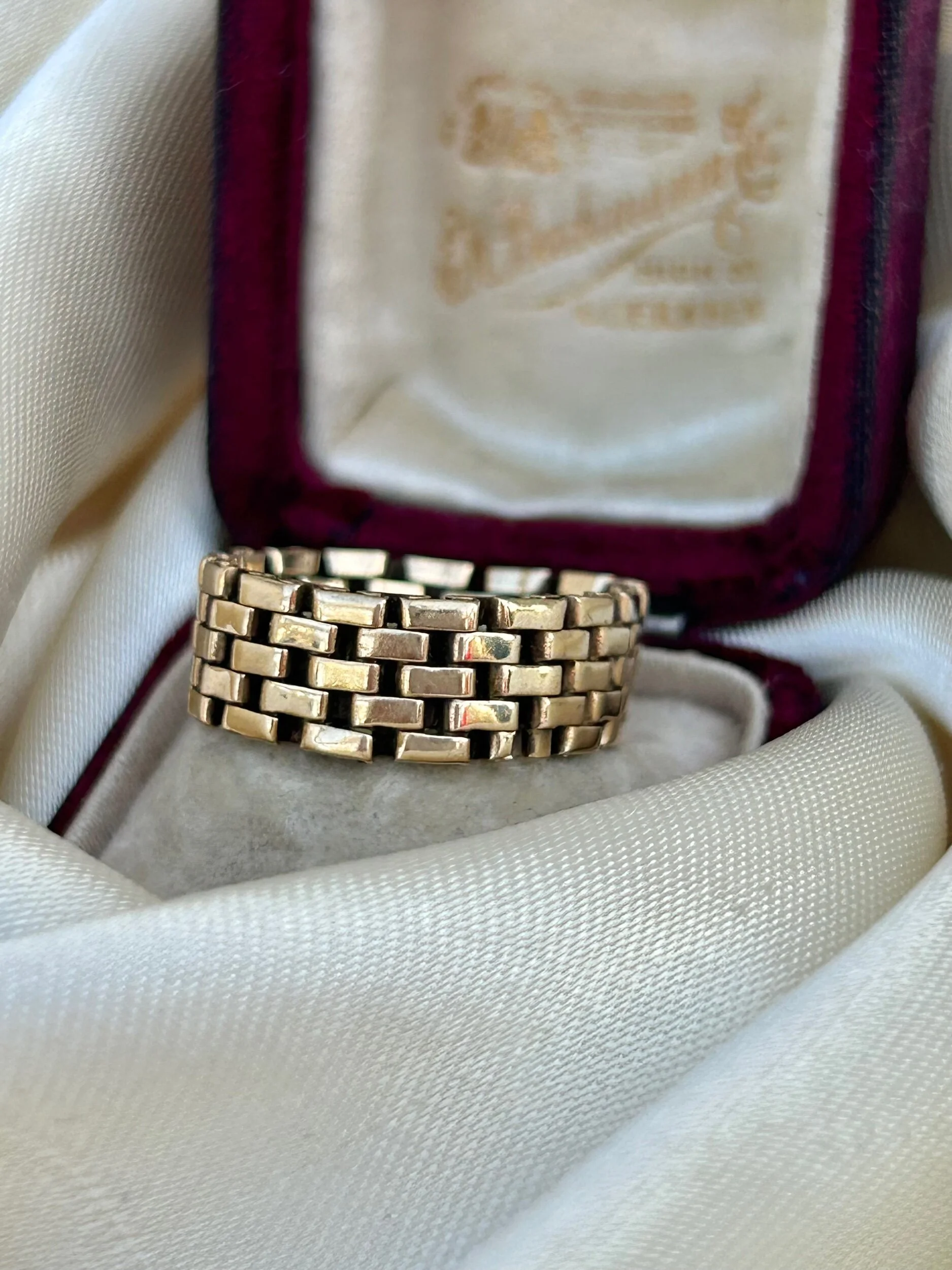 D8A83FC4-F71F-4B3B-9E06-4D26DC38C552