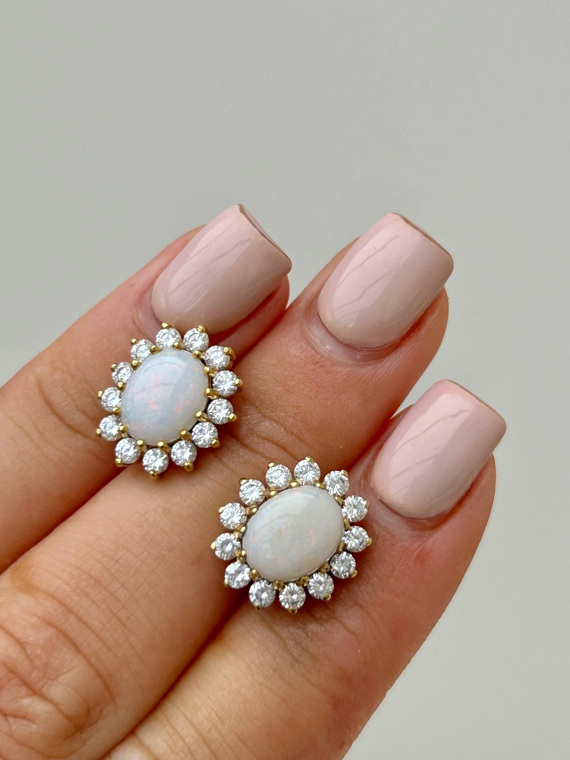 576E6A9D-02D5-4C22-A1F7-9F723AC1C9BA