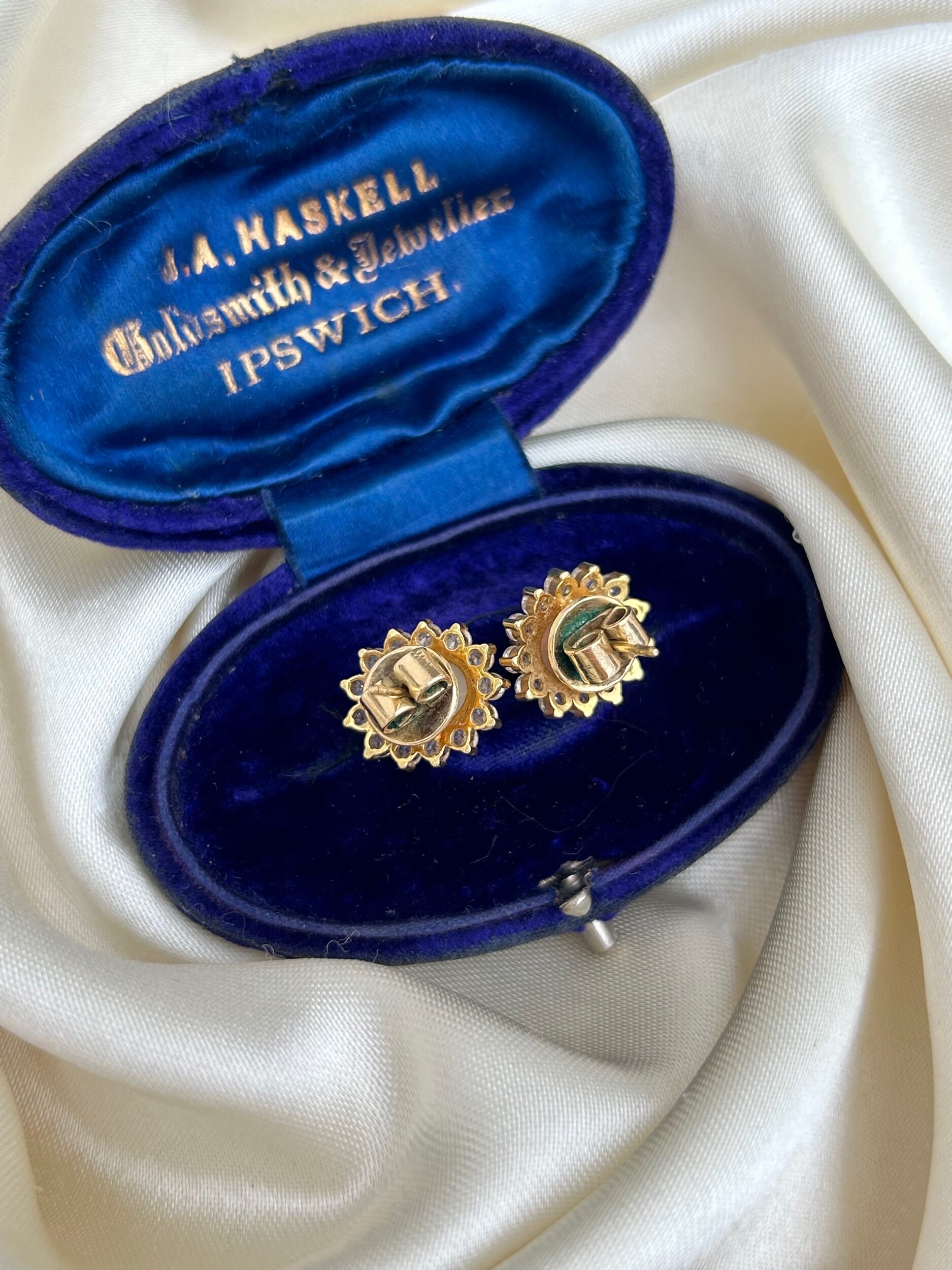 6CCCB9BA-4504-4602-AF3E-E1746CAE7EEA