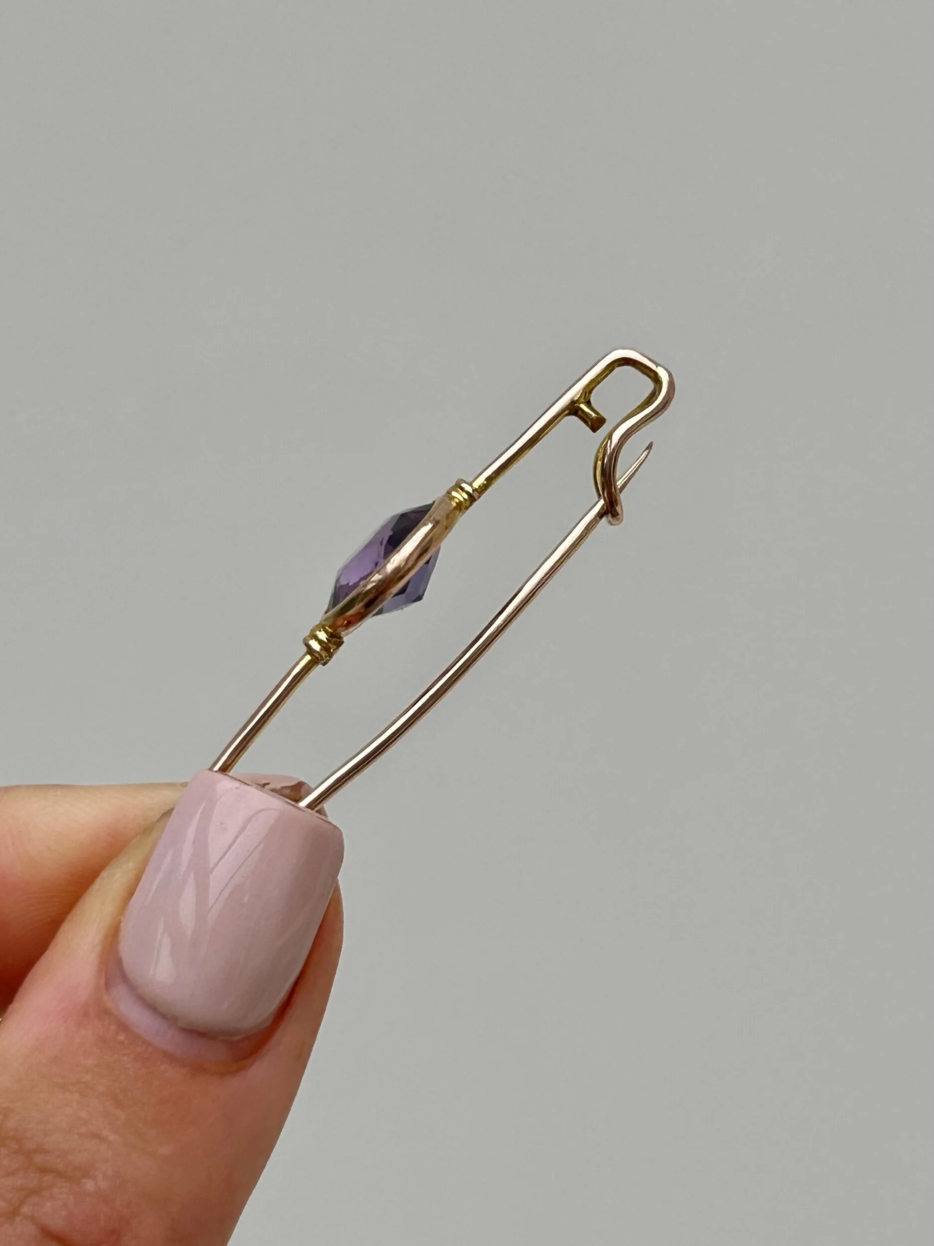 D7E8D890-8689-43DE-8899-CA7FDFD74D3F