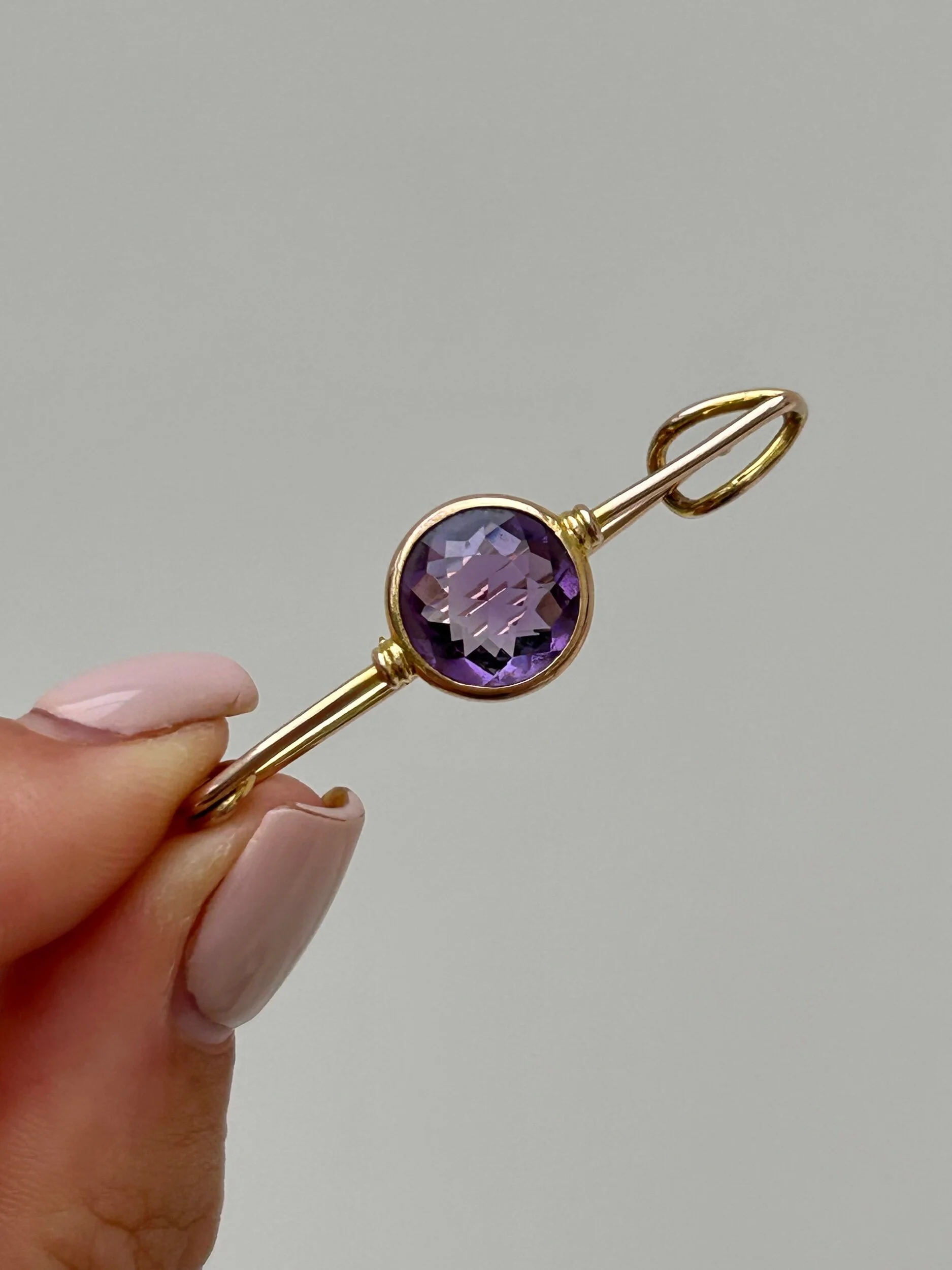 9C01D274-0C7B-4C73-AFA4-B5724F6CE290