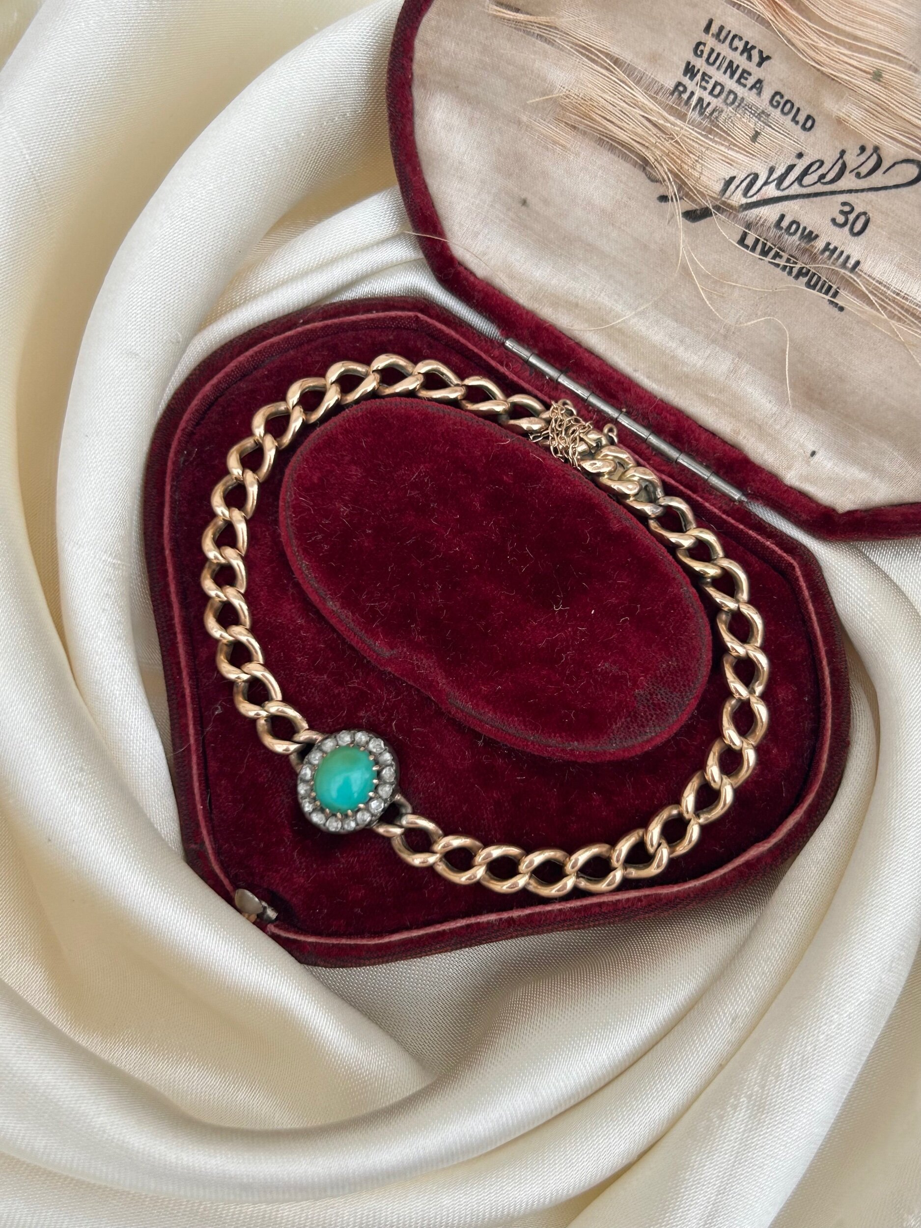 E0C2D297-55EC-4032-AD71-E48BB1FC34DB