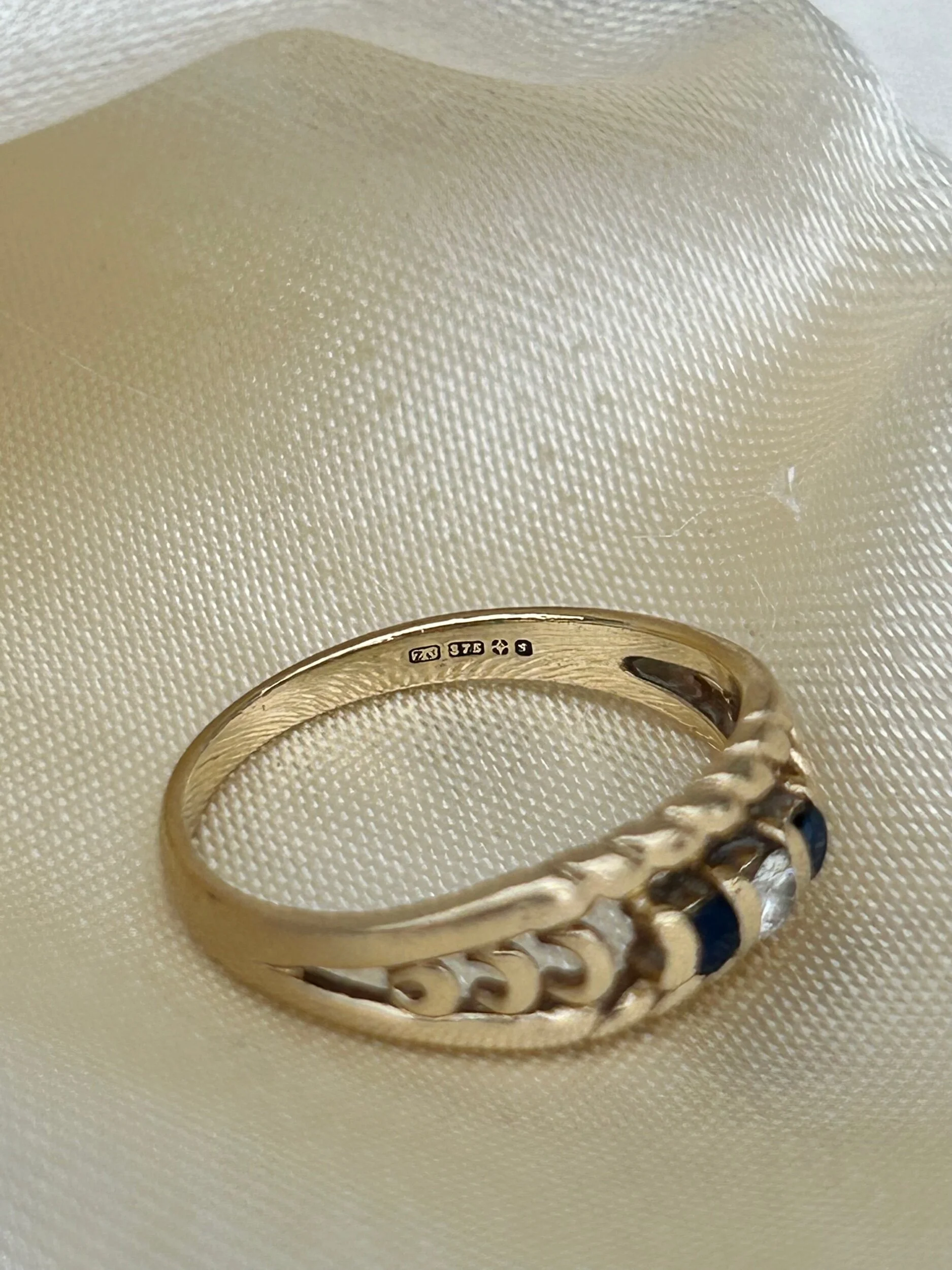 5E0941BA-EFF7-4C67-9855-04EEAD511BF8