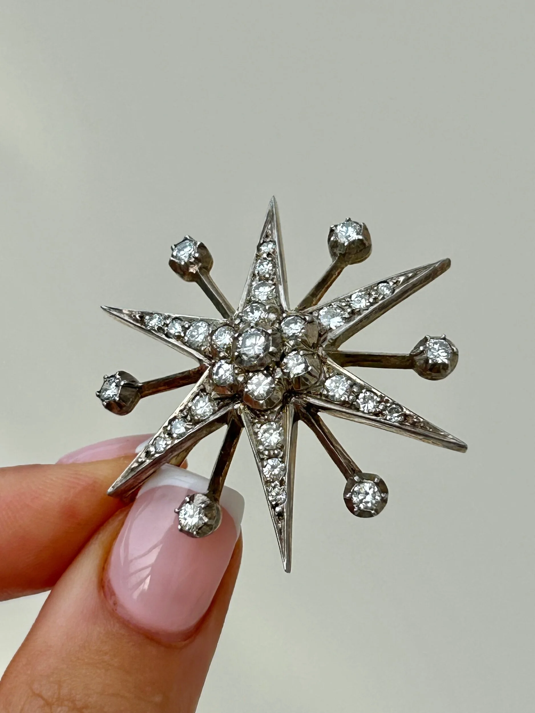 1568F6EF-01A6-4E85-AB7E-BE77ECD58680