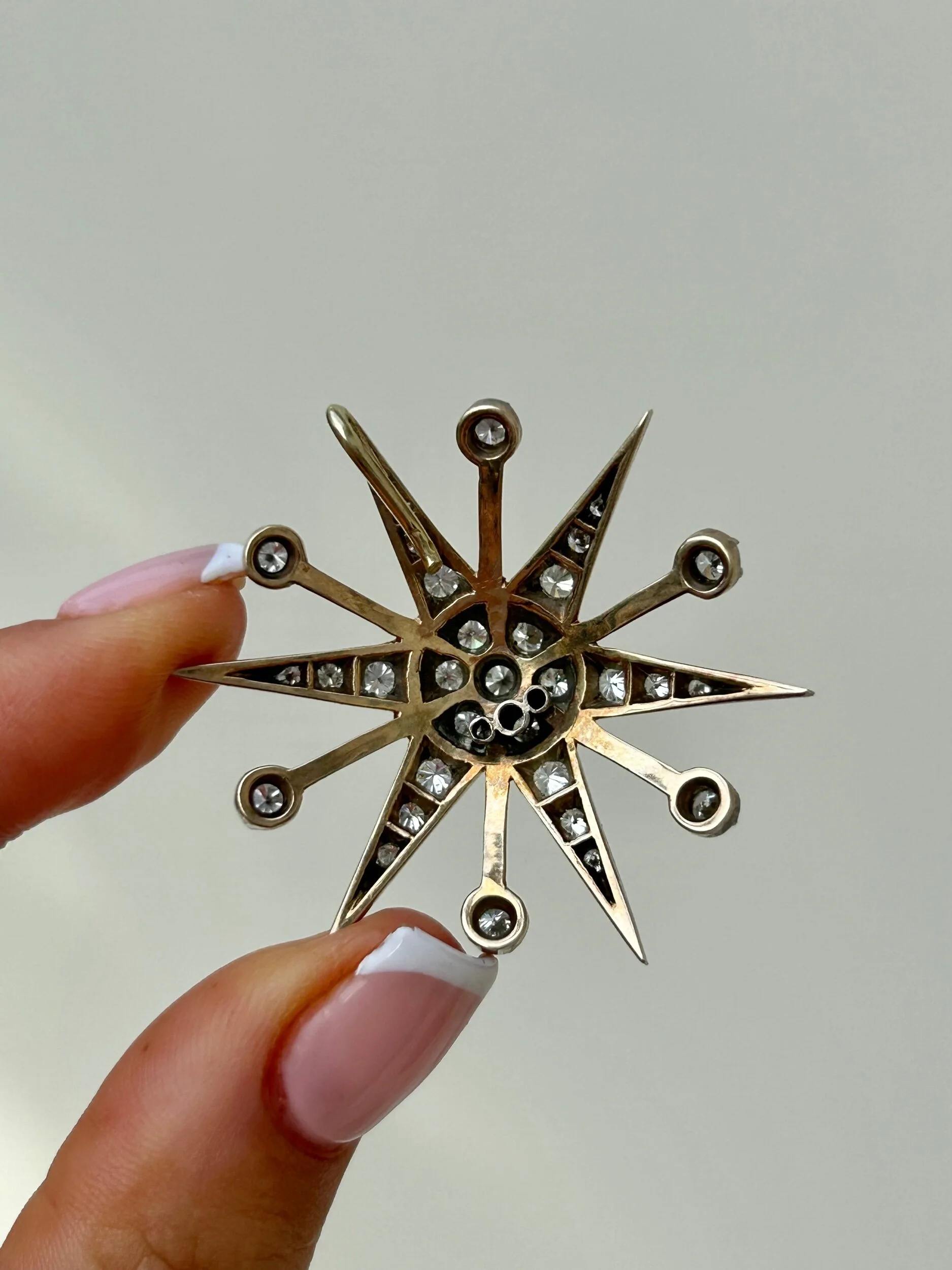 EA4E90A9-F73F-4EC9-B77C-E2F4E82758A8