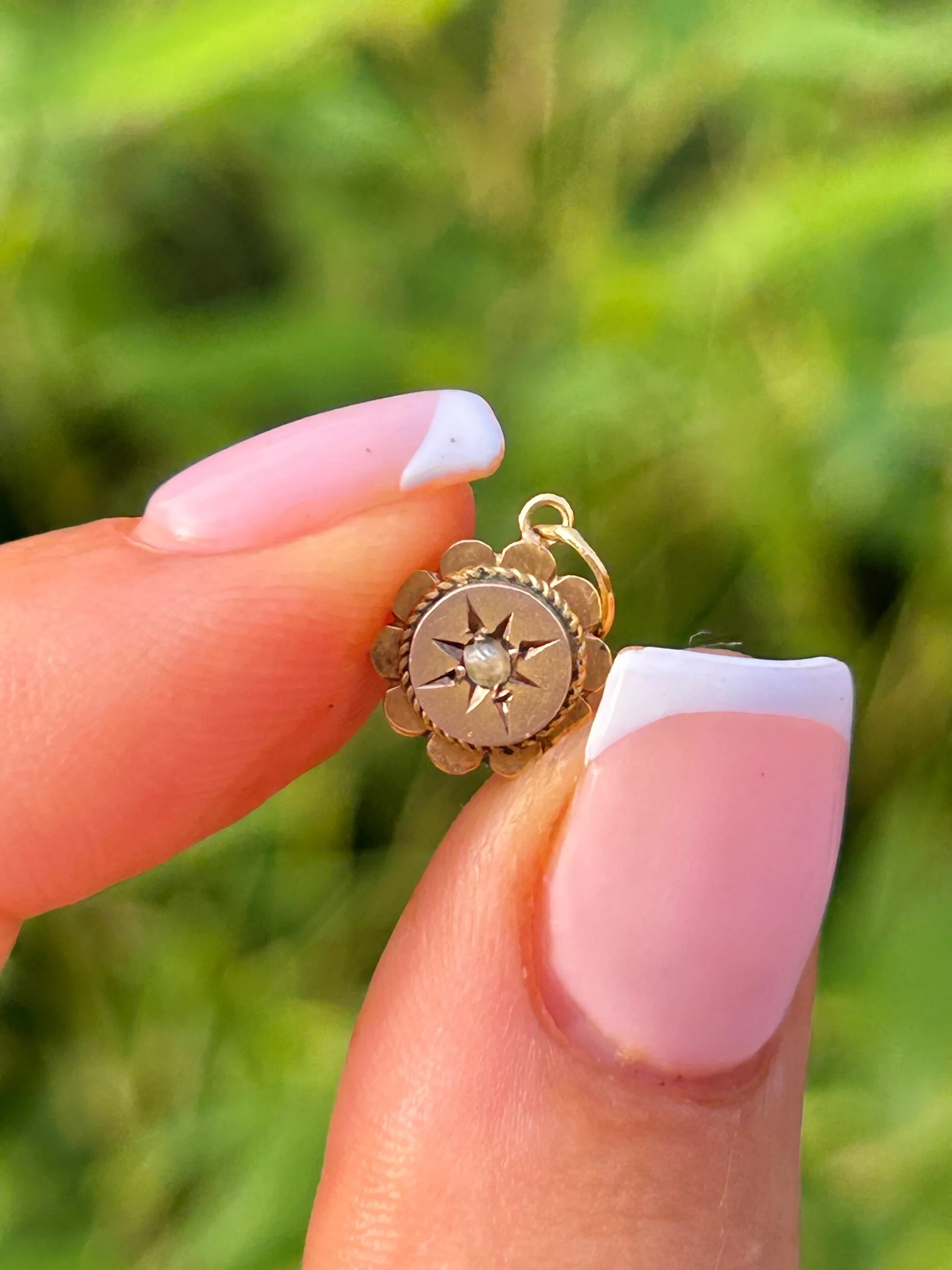 A8784CE3-9D71-441B-BBF7-9A320A92C896