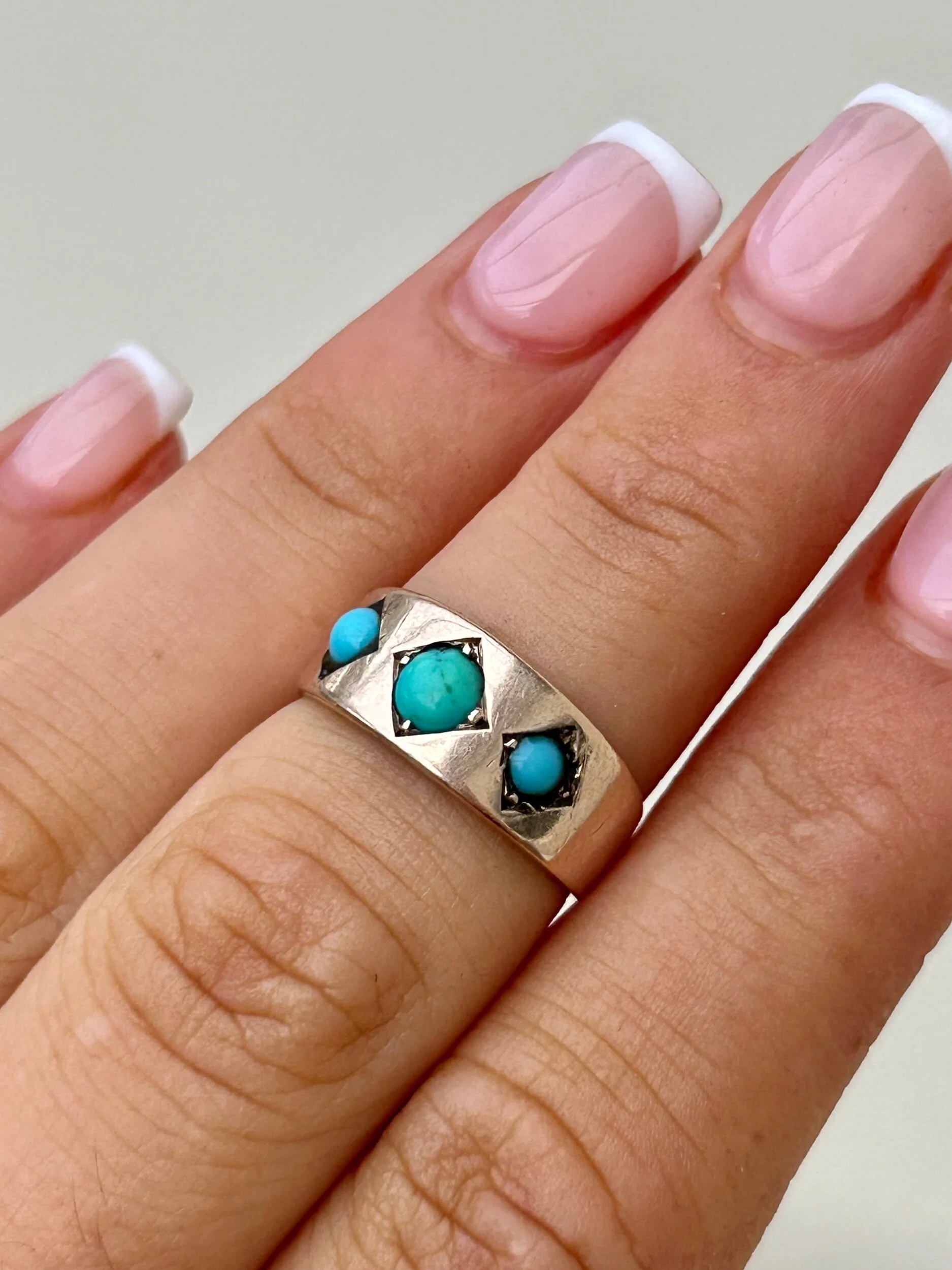 A5CE2C79-BF68-4938-8A24-CDE9FC4C2003