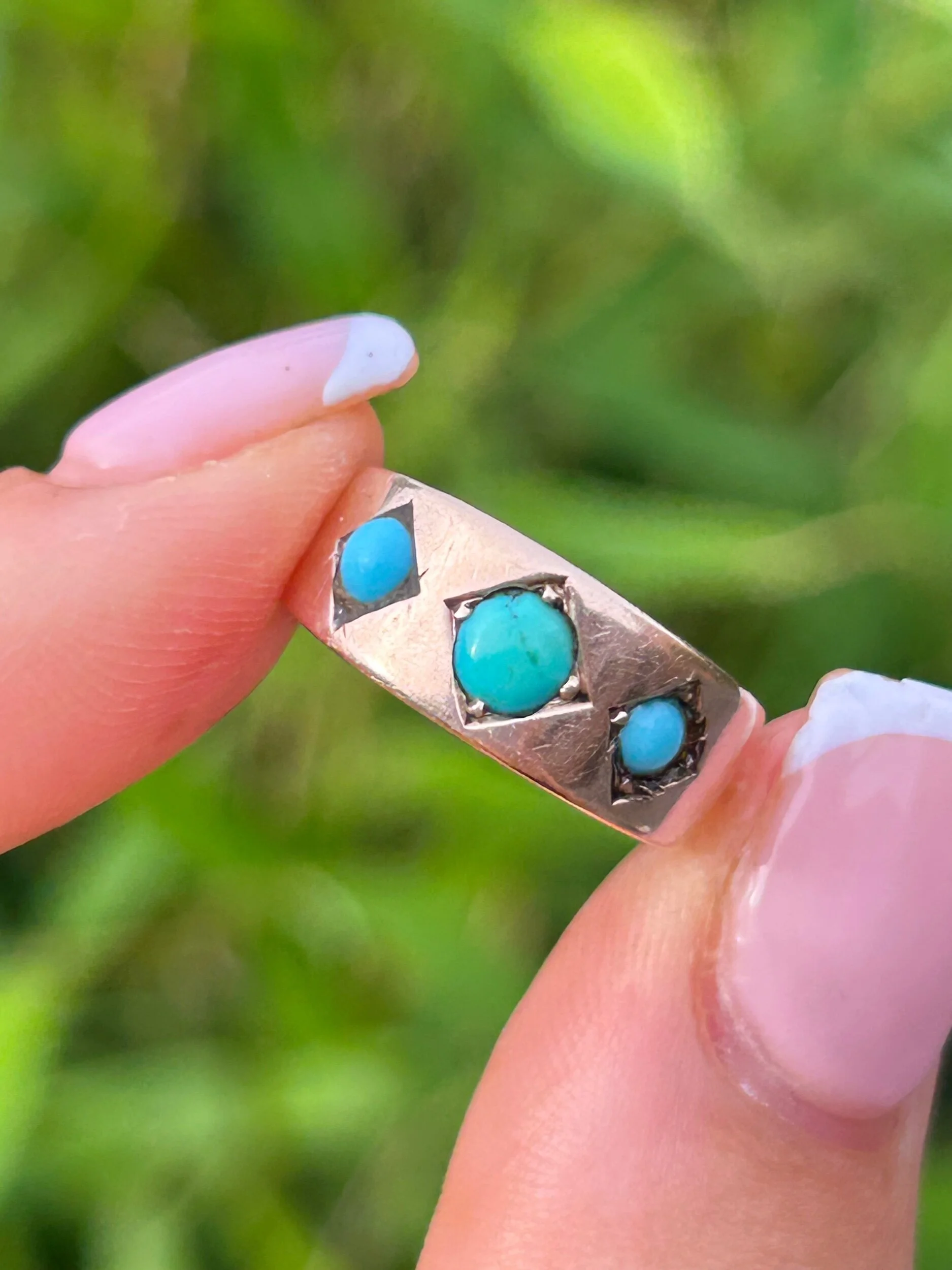 45370EAF-5C4F-45C3-BE40-5F6BF1DCDC34