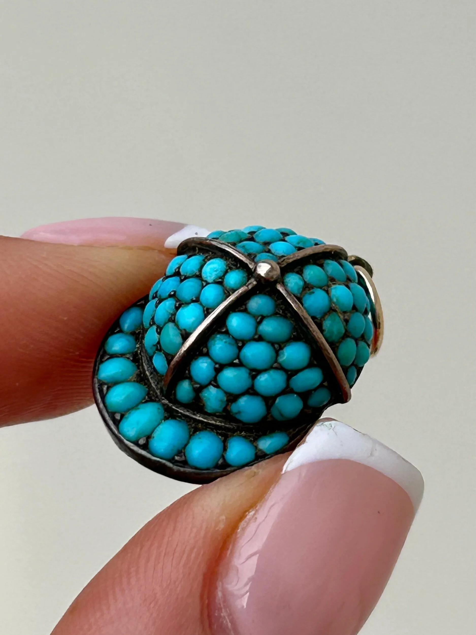 34A4DAB8-3550-4B35-B652-D9181C384F52