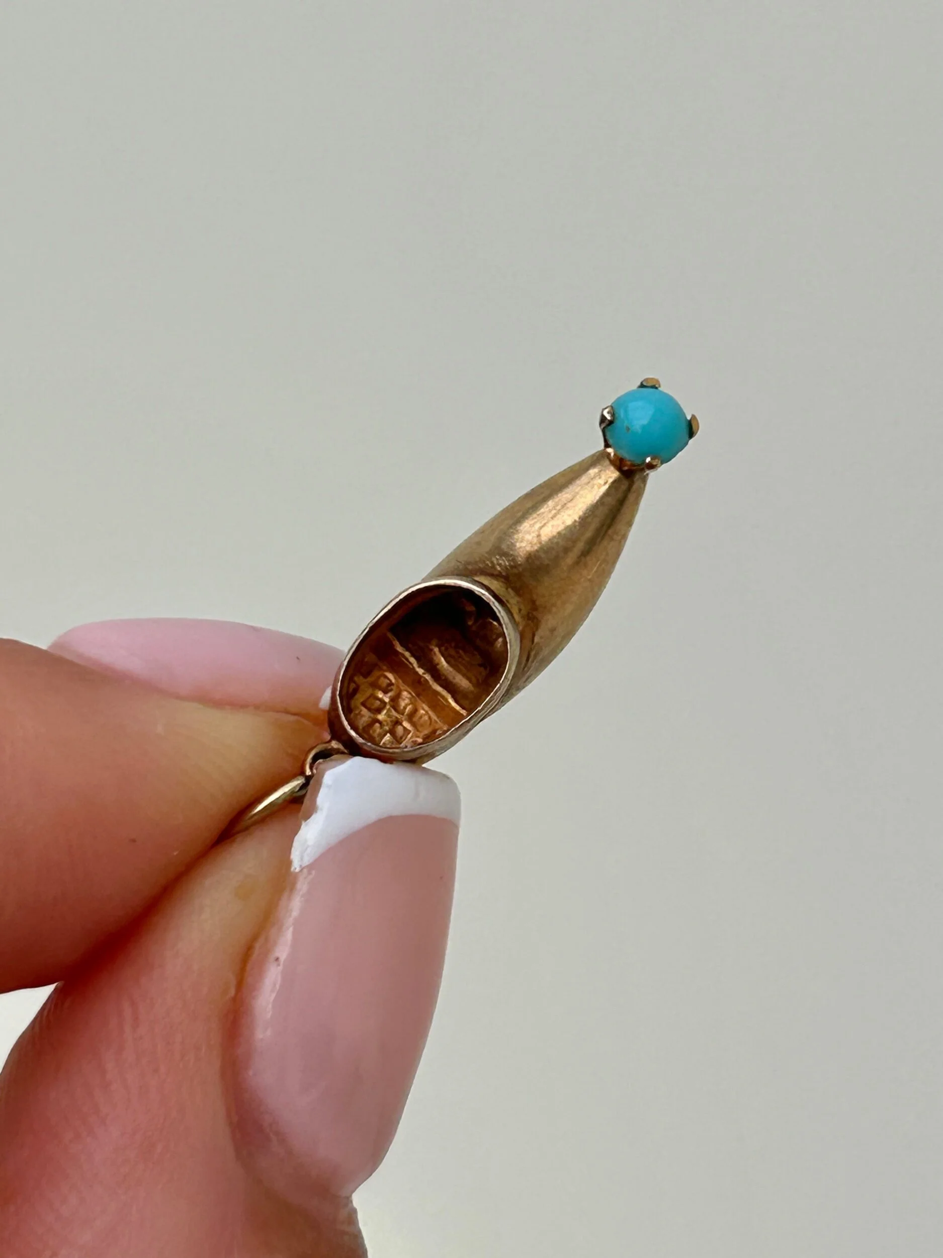 584692A9-DDA4-436E-9A4F-50184561EE47