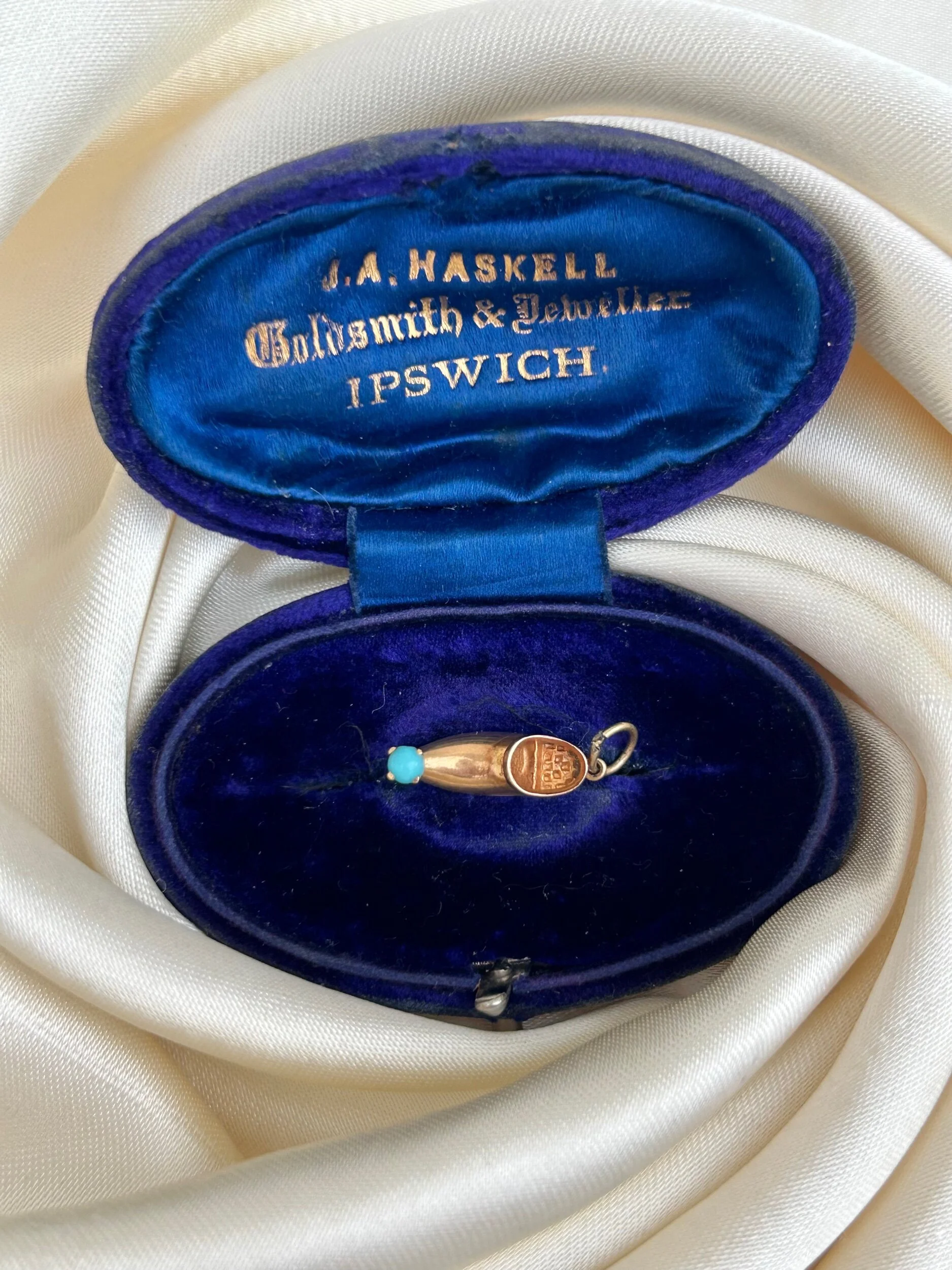 0CB69080-CA37-4F4C-BA83-E861CA700A54