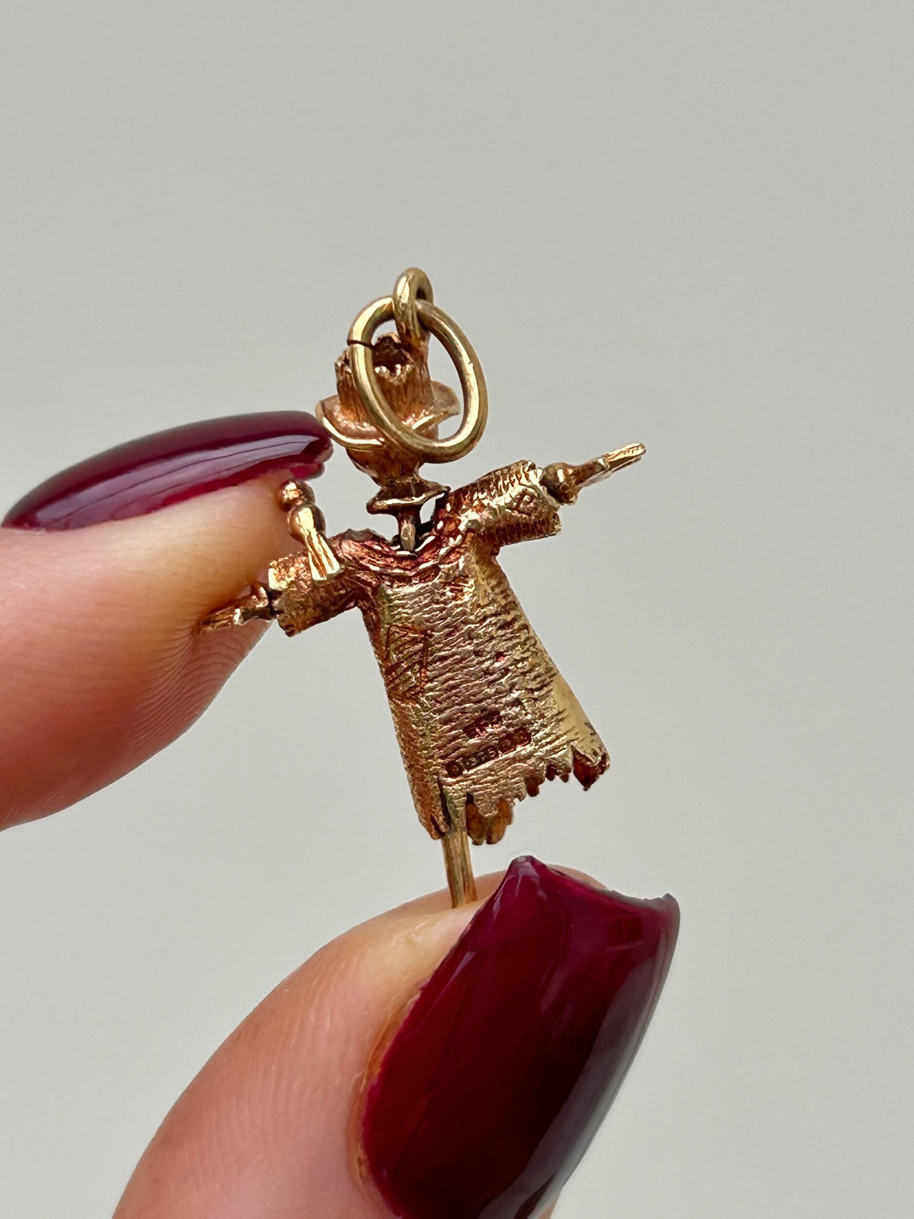 B7F886C1-C26A-4CD0-B759-5823CCE8FB0E