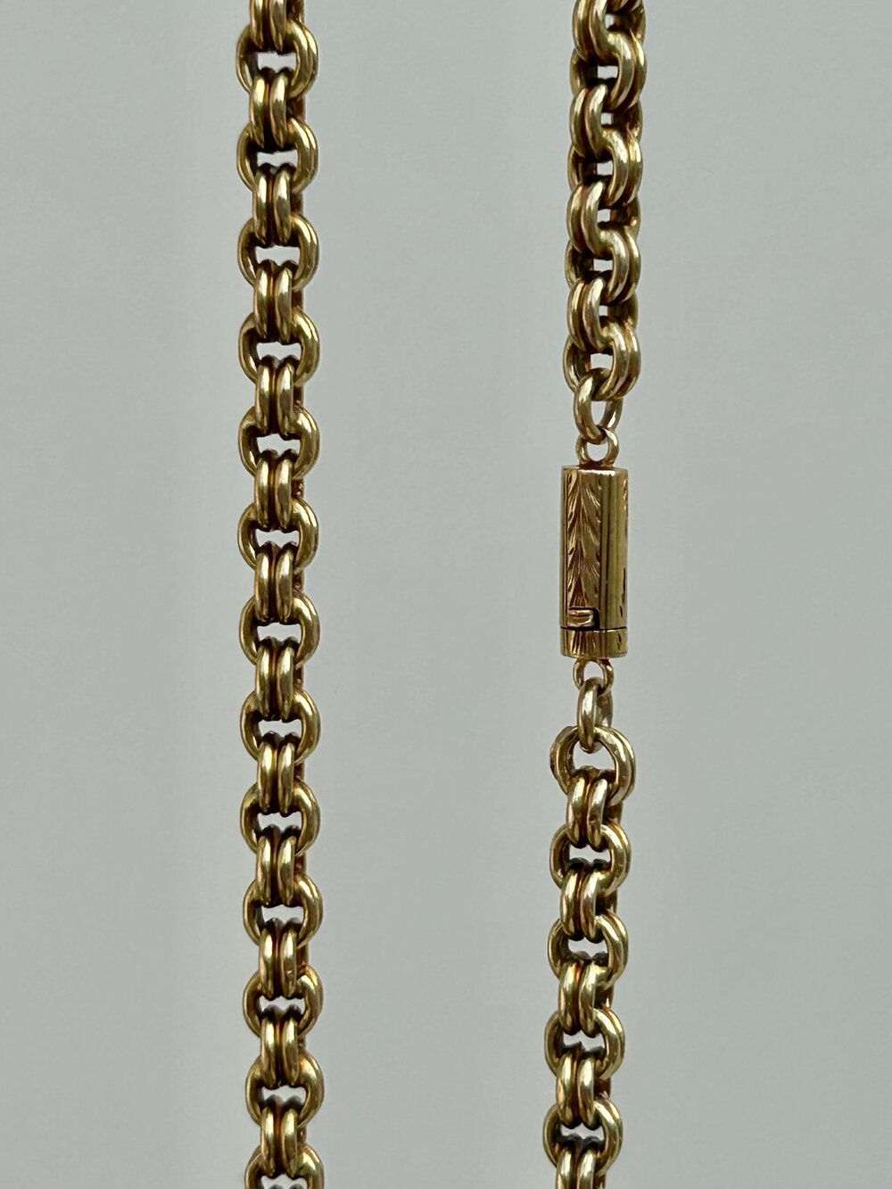 Barrel 15ct Gembank1973 — with Rope Clasp Yellow Chain Chunky Antique Gold