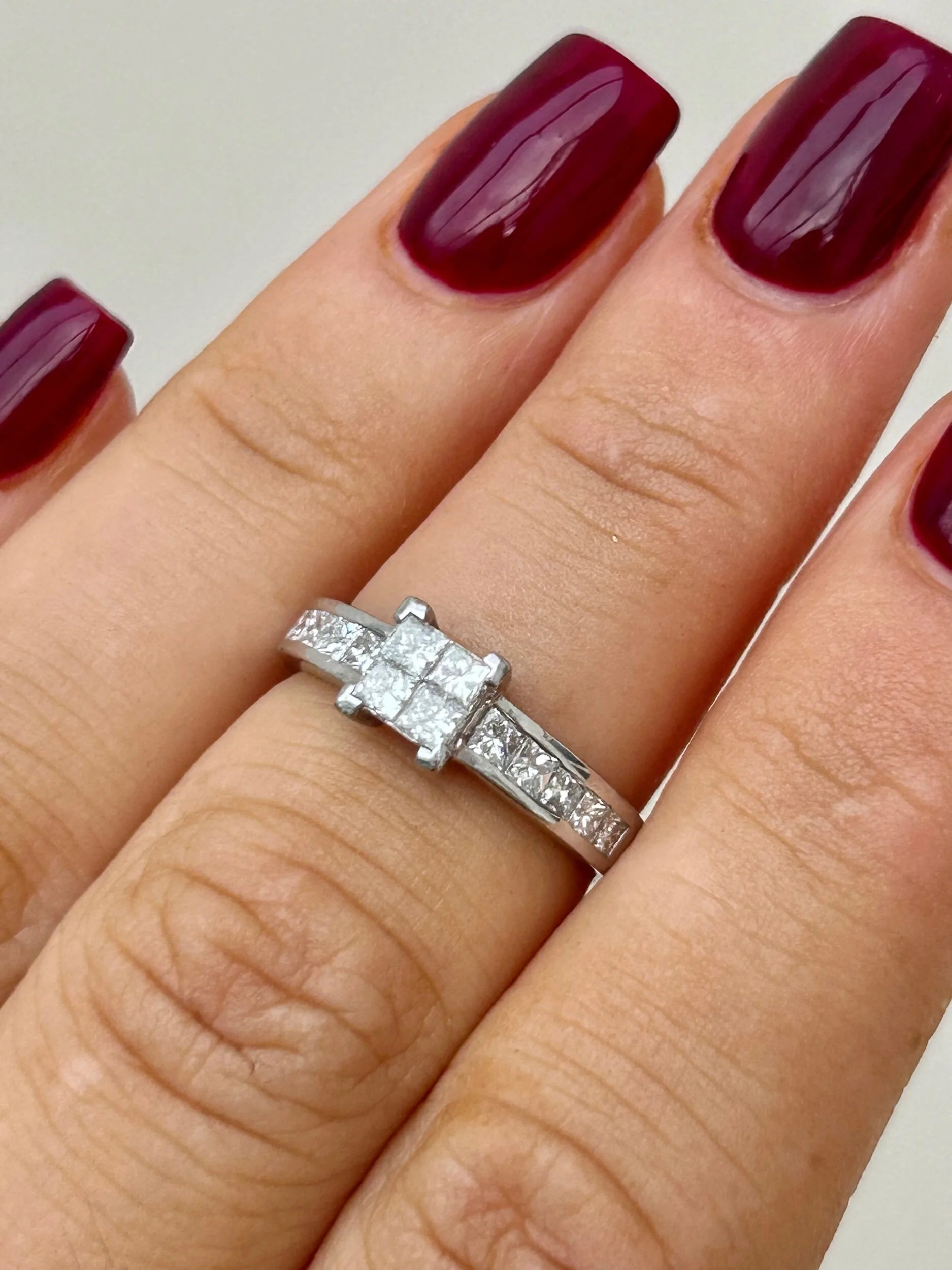 C1BEEA8B-787E-4621-B8B6-7B9667850CDA