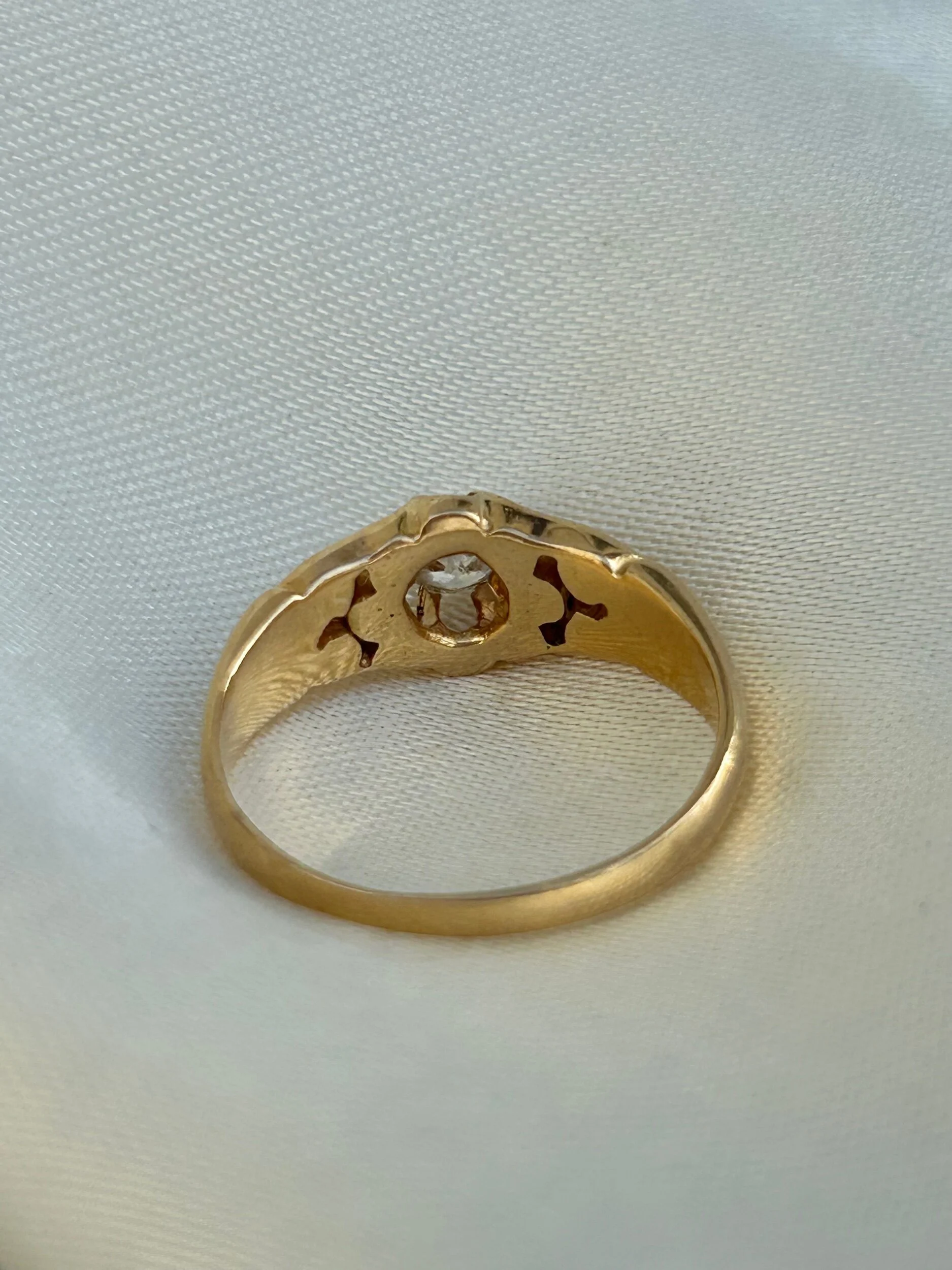 E979D754-21DF-46E7-9C19-EE07B43E4597