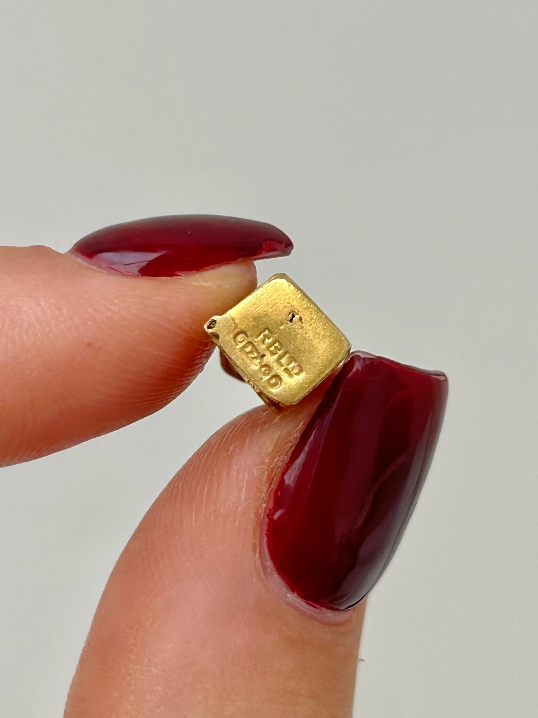 6B30CE79-EFD8-4C02-BF54-9CB74EEFD457