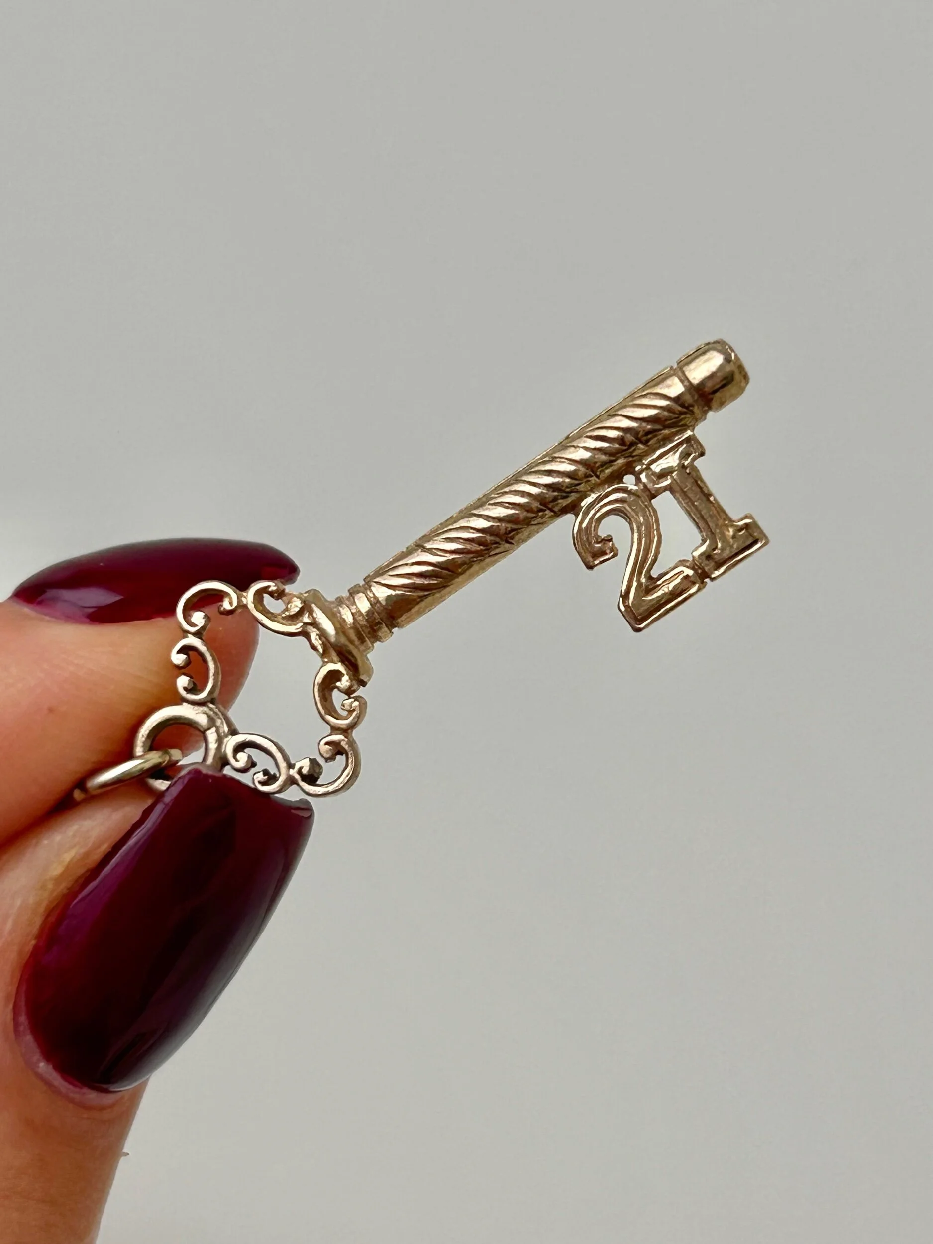 DF350AC5-028C-4061-94B9-85298F76F0D0