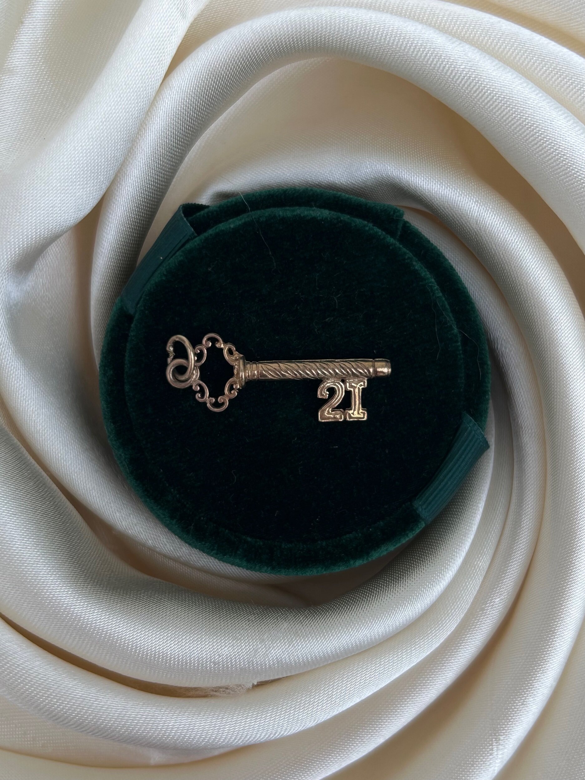 50B742D8-C023-4745-8C81-BD2927CEE18E