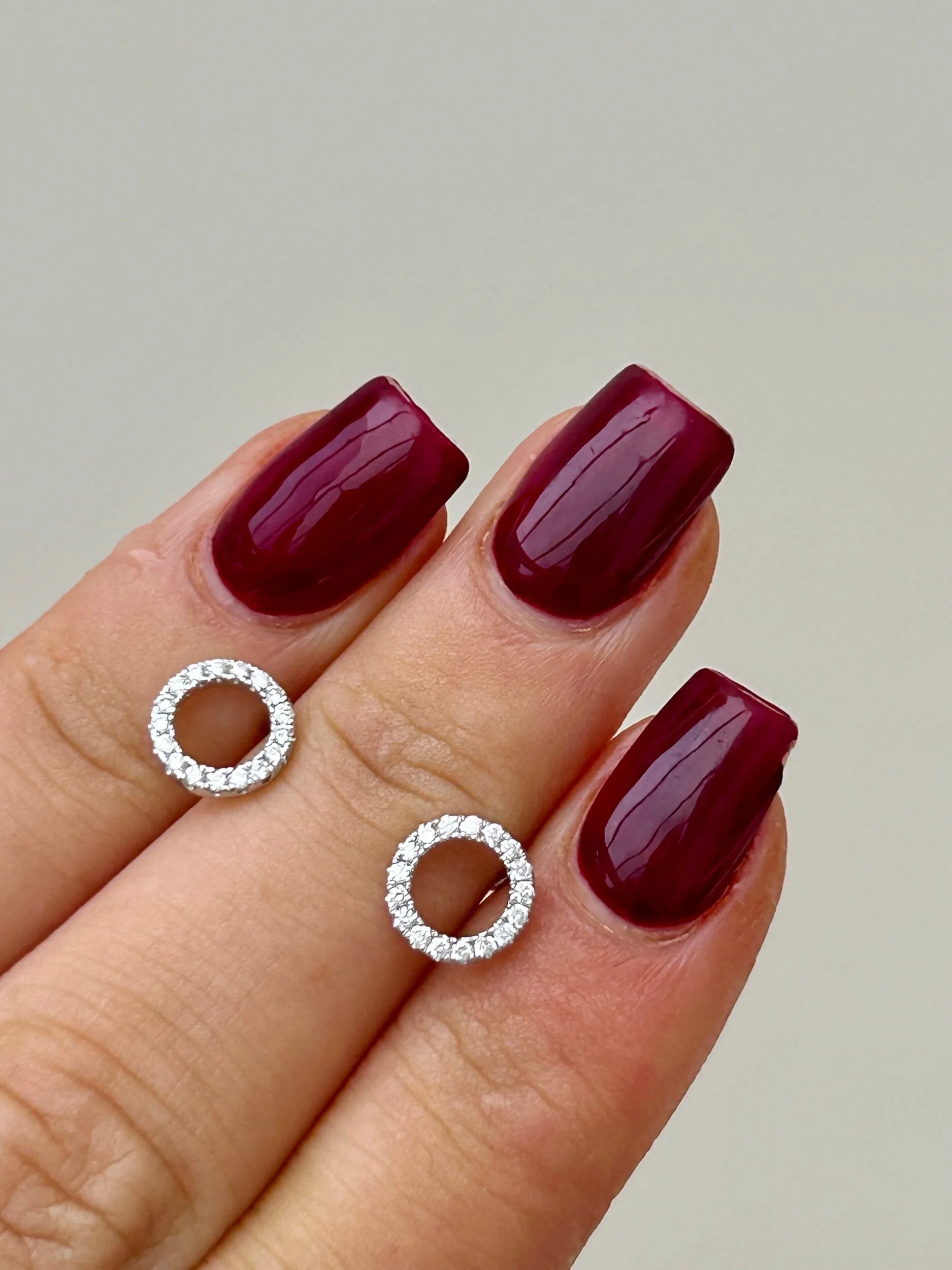 EDD5DCCC-3CE3-44C1-91B6-37DE59A1285C