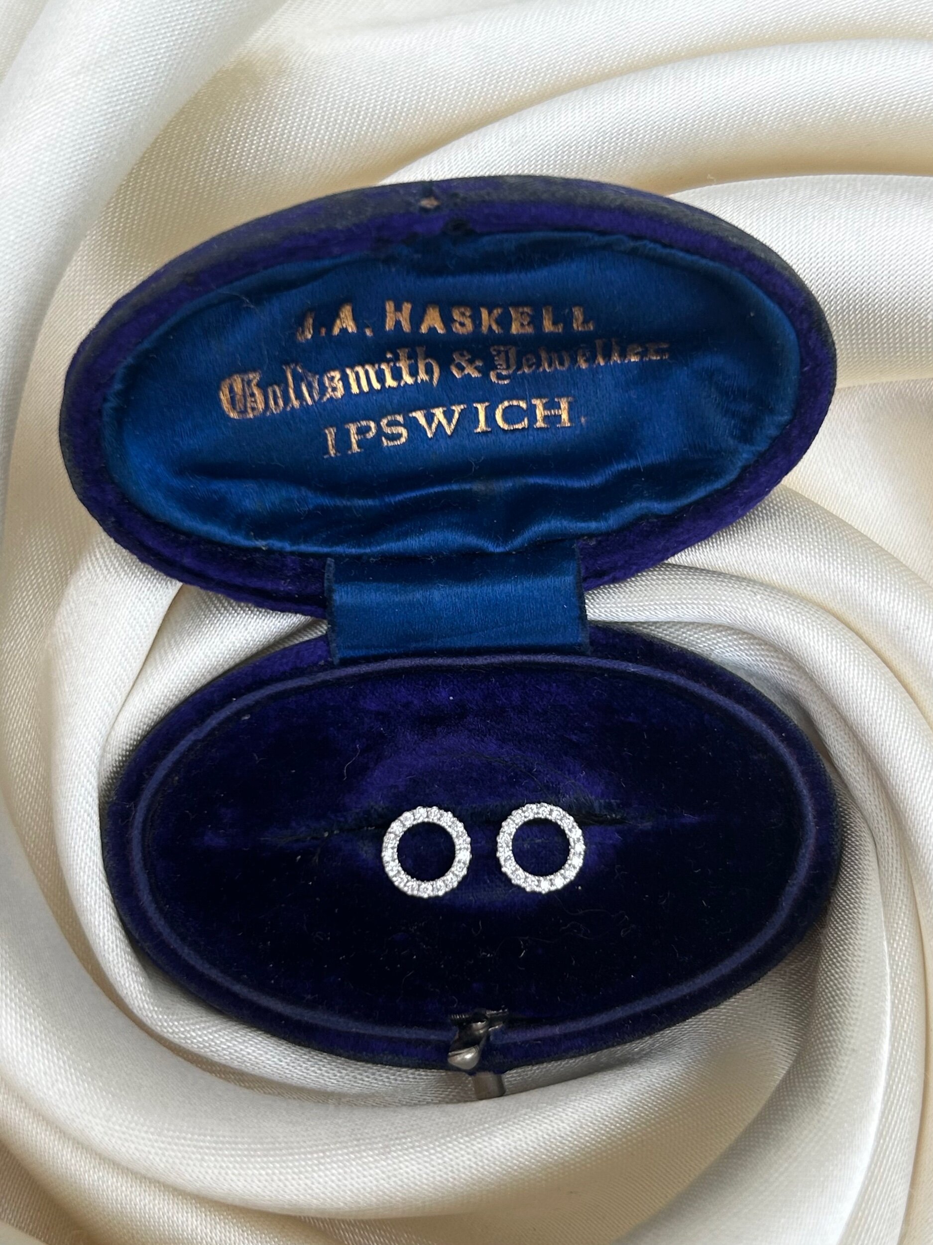 C7FBA1EE-0B1A-4027-84A7-0A1828EB2A80