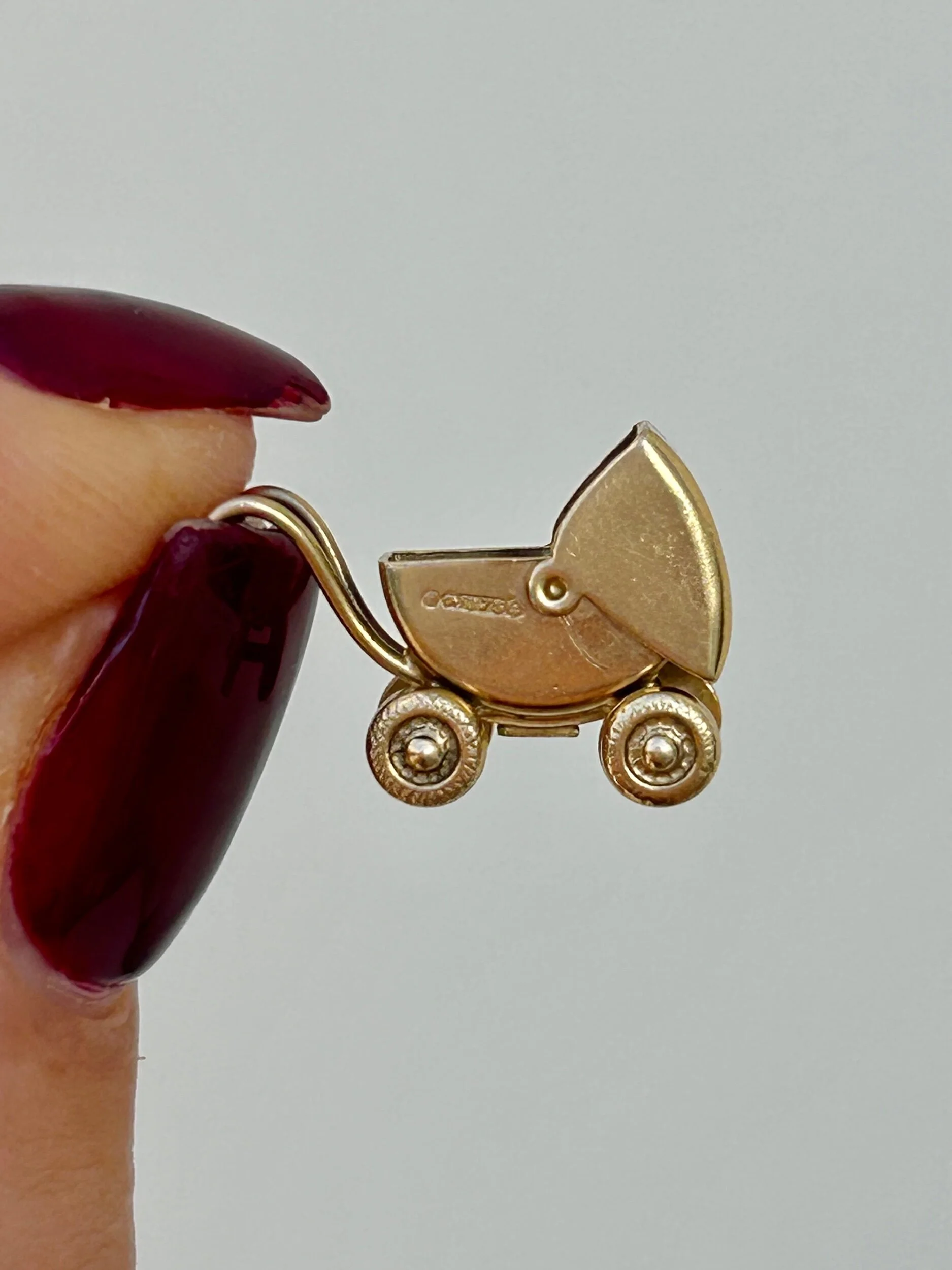 08717475-32D1-4694-A4C1-BF16EFBFC34B