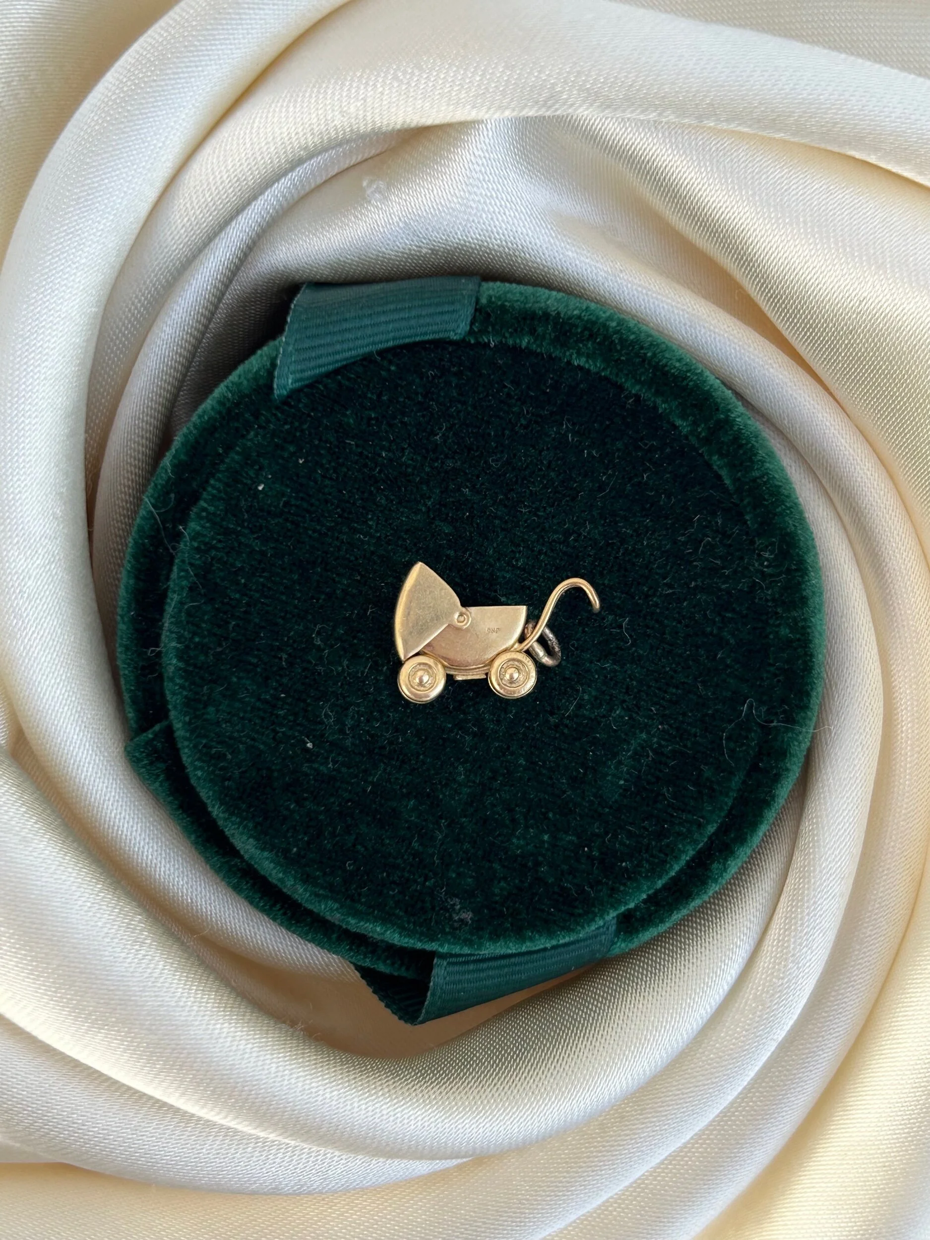 E341FC25-9871-433C-9630-ABF4BB74688B