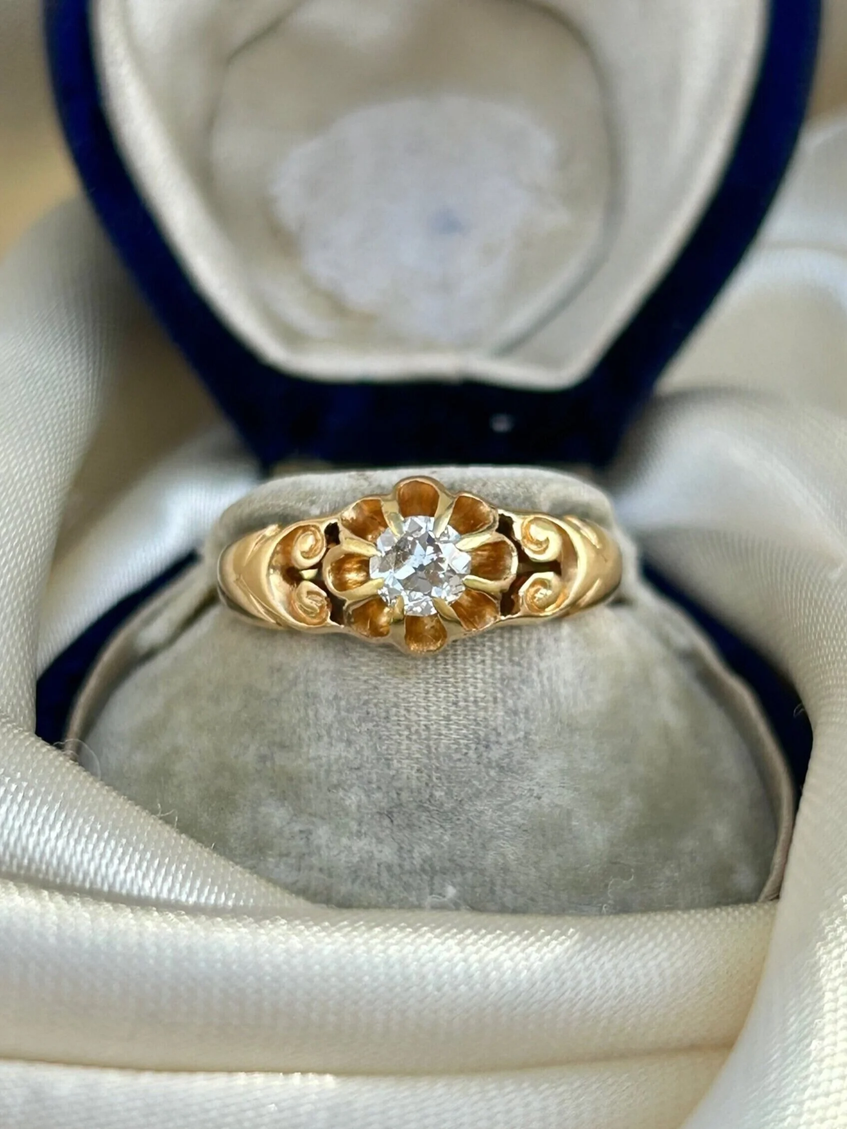 4BD178F5-C7EE-4B02-936F-70F9DAAB0C2E