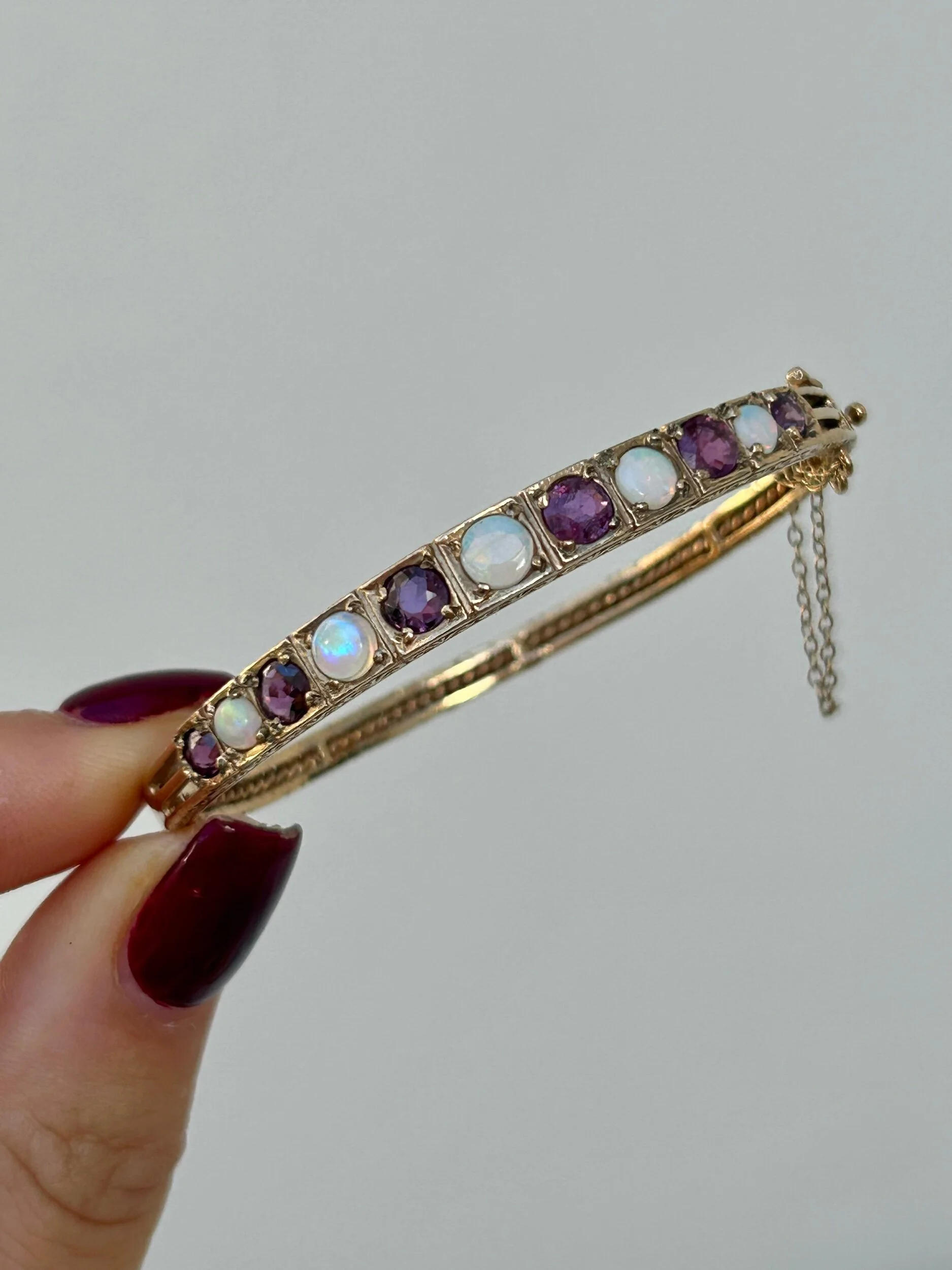 B38B2818-934E-433C-8F25-C8B4429DA482