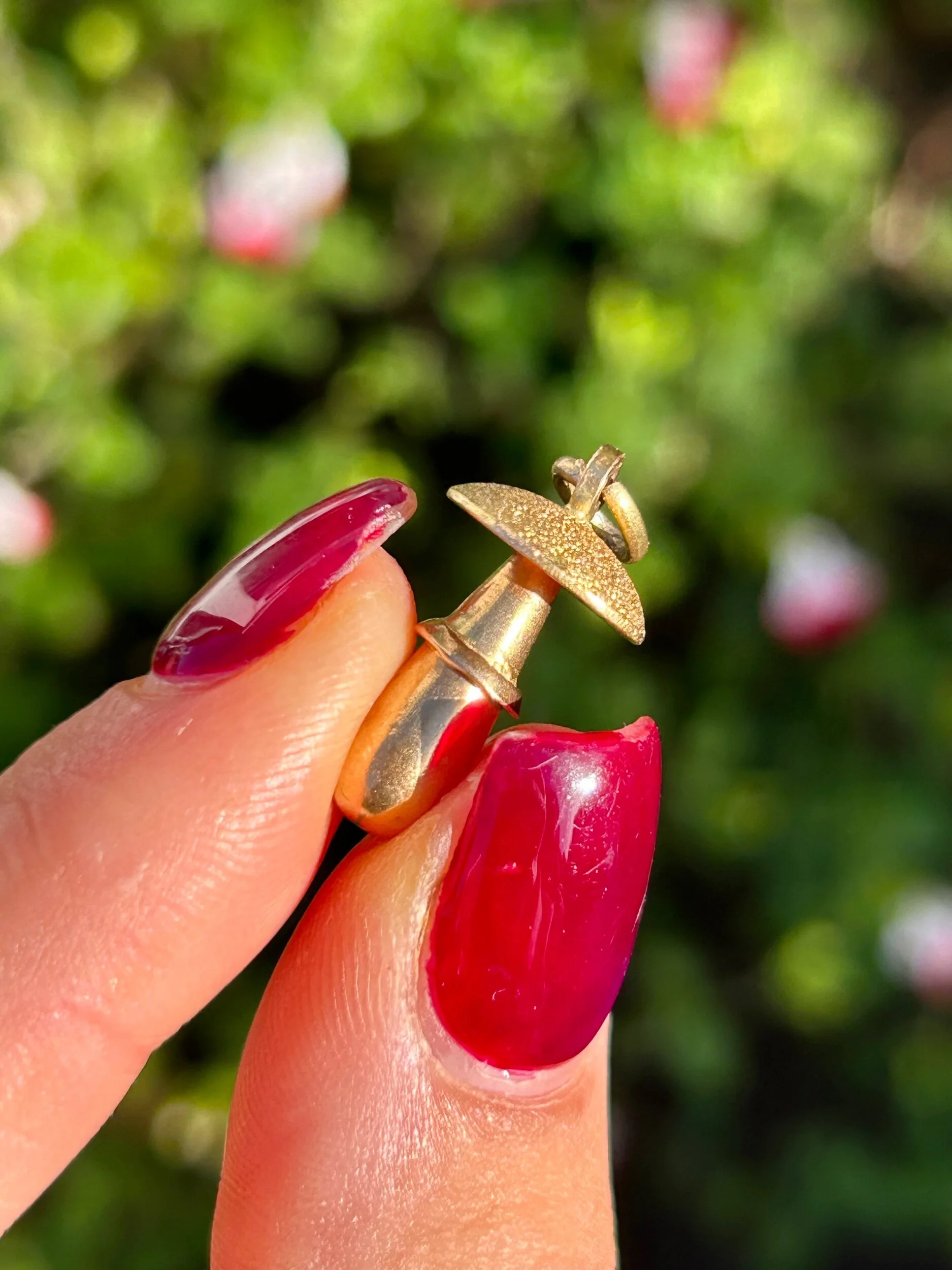 8B94234C-69F4-4A75-AEE7-E1B0794EBD90