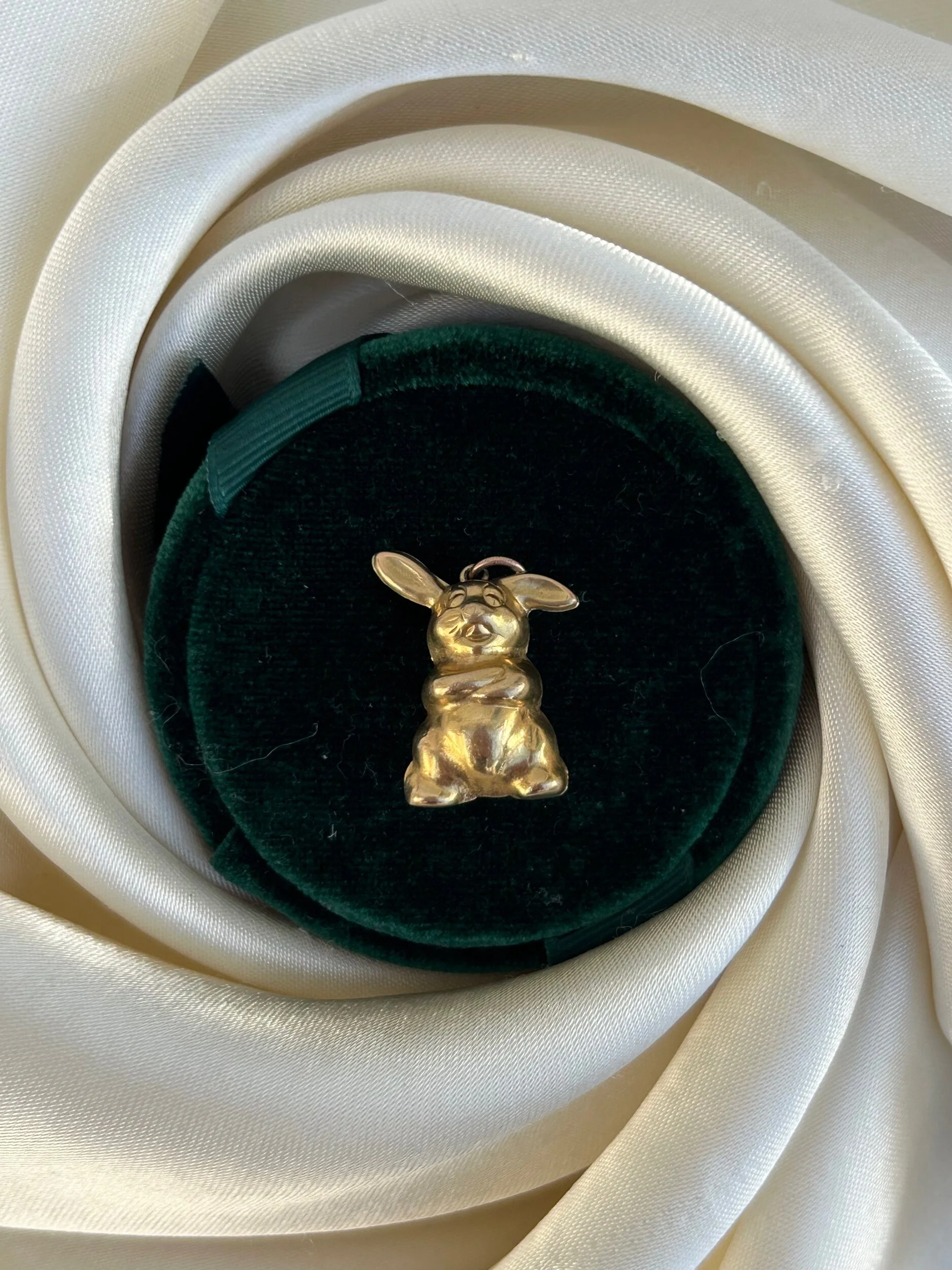 7EFECBCC-7F95-4E9B-A65E-E4083E836641