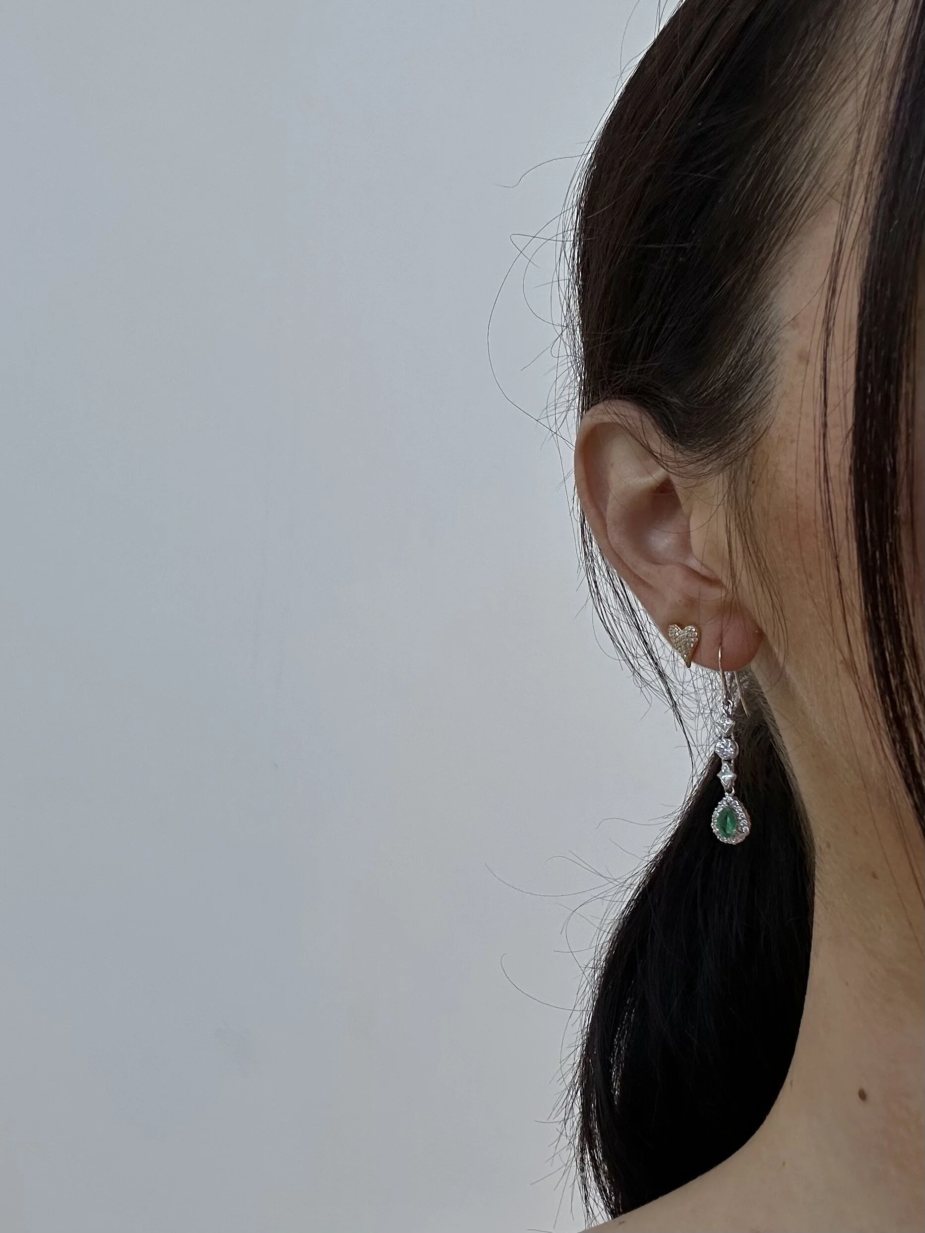 DFE1CB20-55F3-4D2E-8BC8-FF274CCAA409