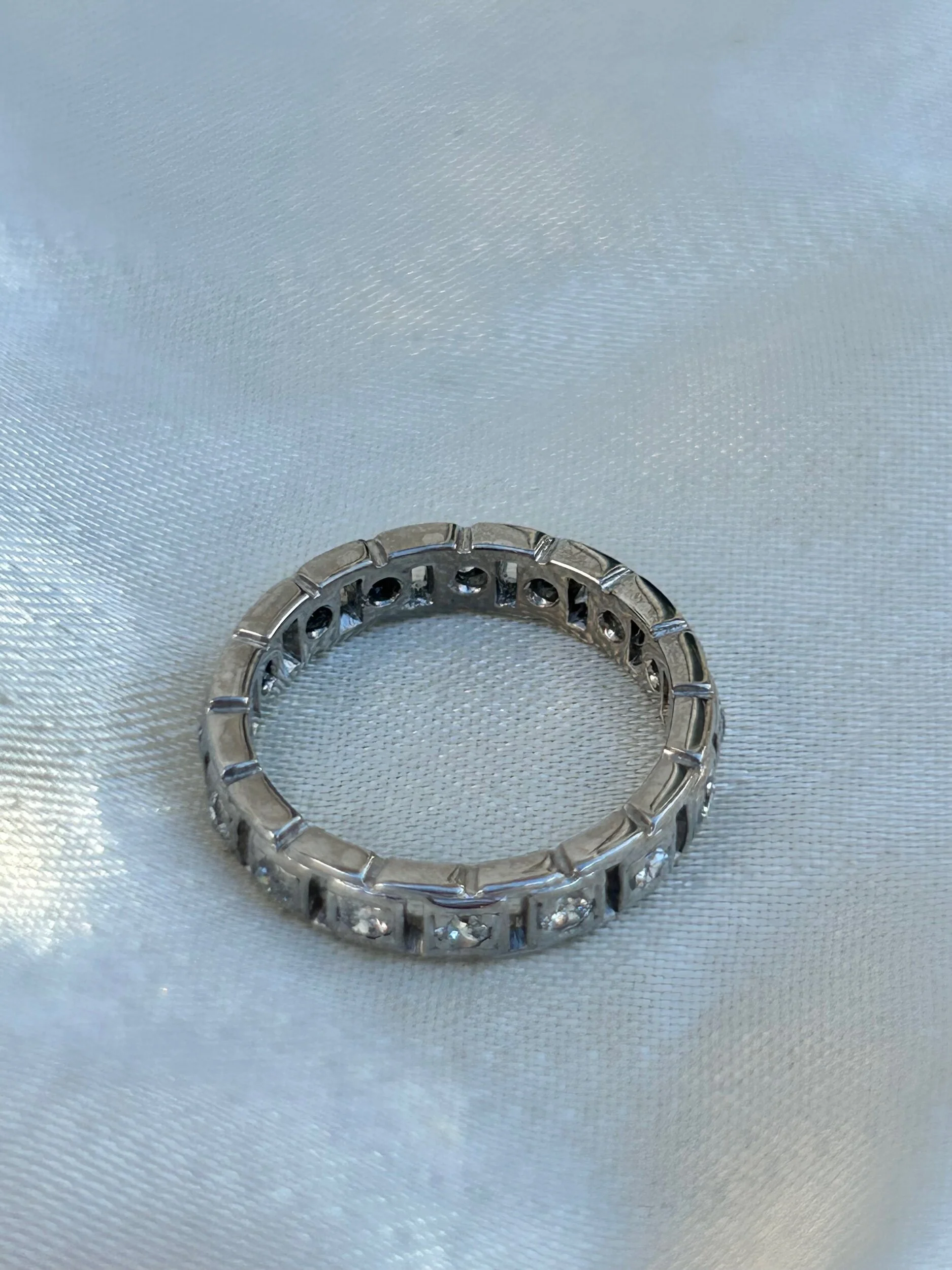 C7AFC5F7-360C-4E46-A7B4-643105914AB8