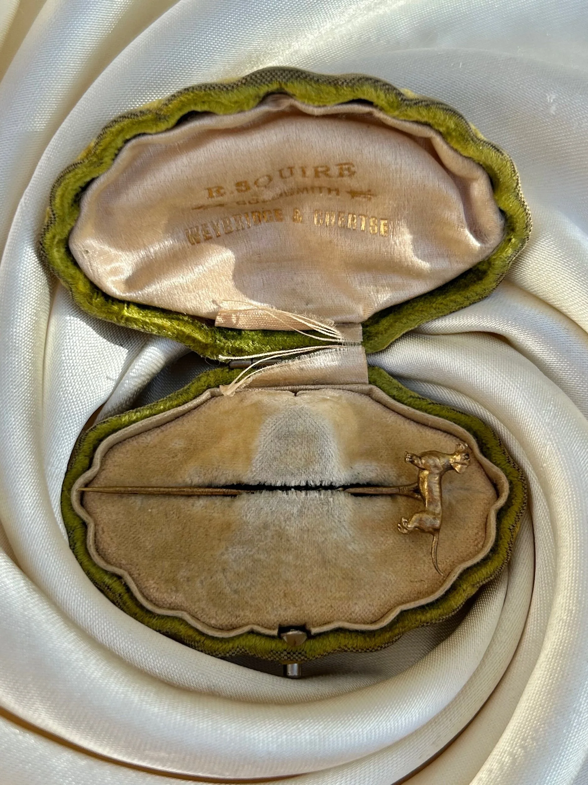 0361FC05-F4D0-4601-8CC1-FA9D8B2FB5CF