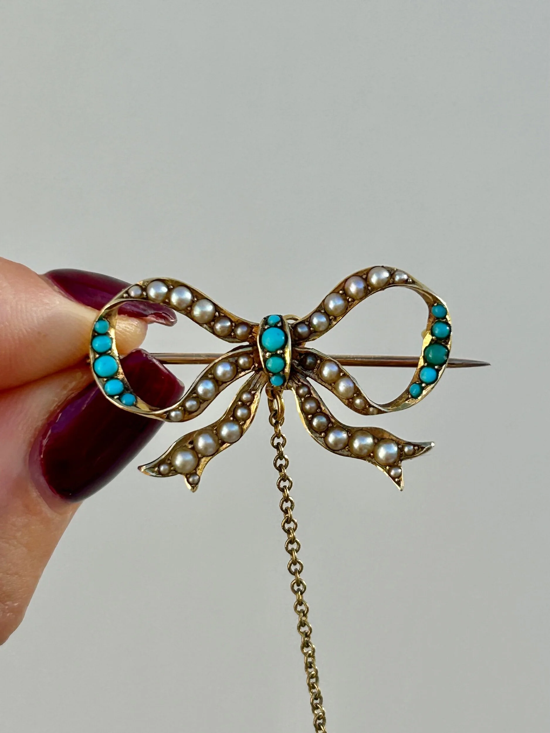 21A514DC-2E74-46AF-B288-897C50F6FA7D